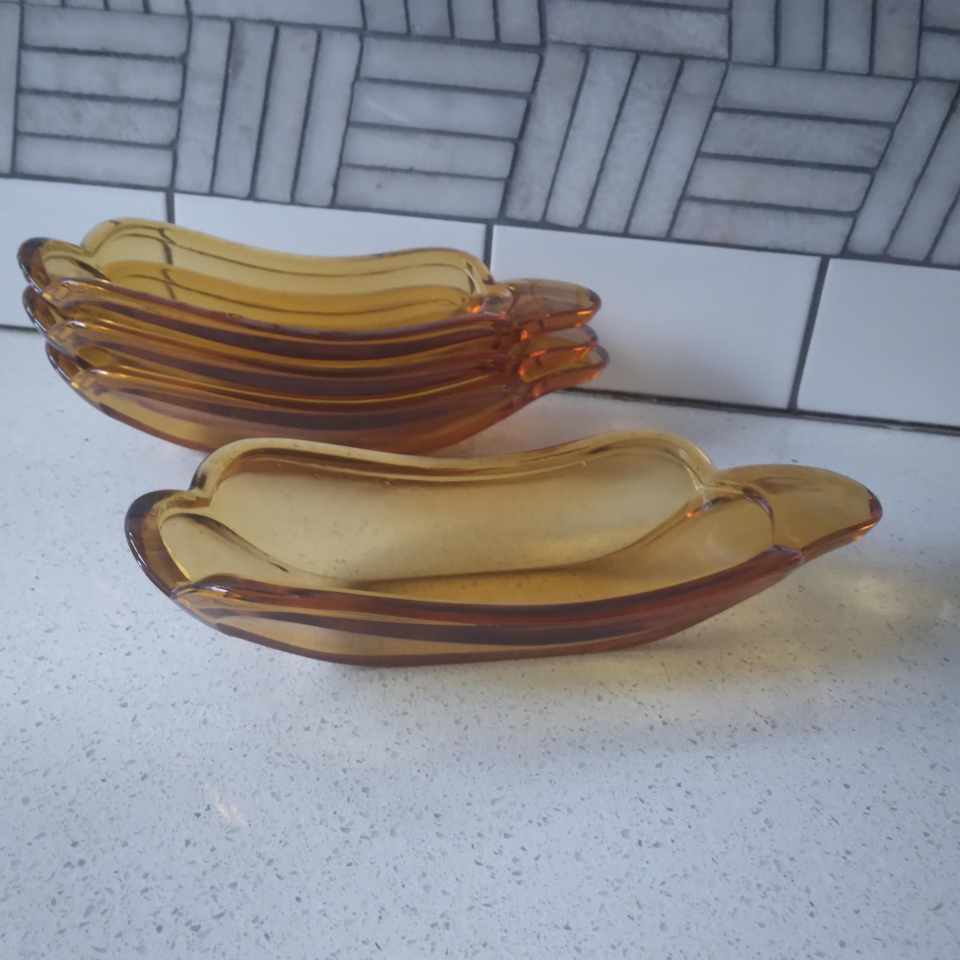vintage glass banana split dishes