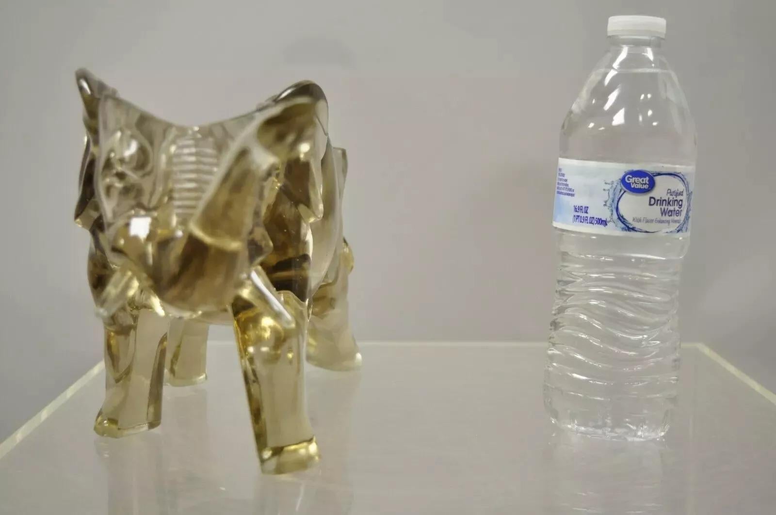 Vieux récipient à bonbons éléphant en verre consolidé de 15 pouces (C) en vente 2