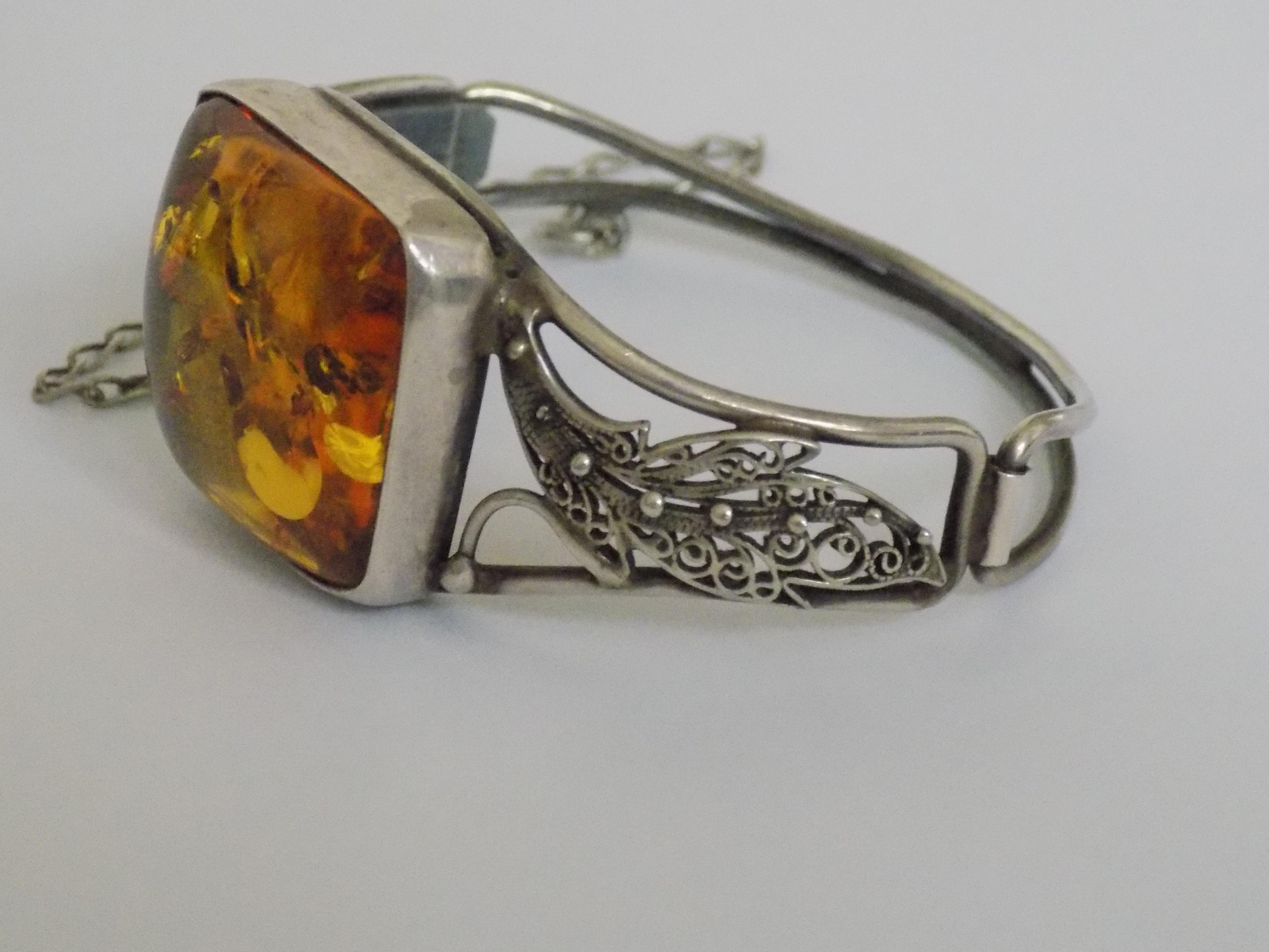 Art nouveau Bracelet jonc vintage en argent ambré en vente
