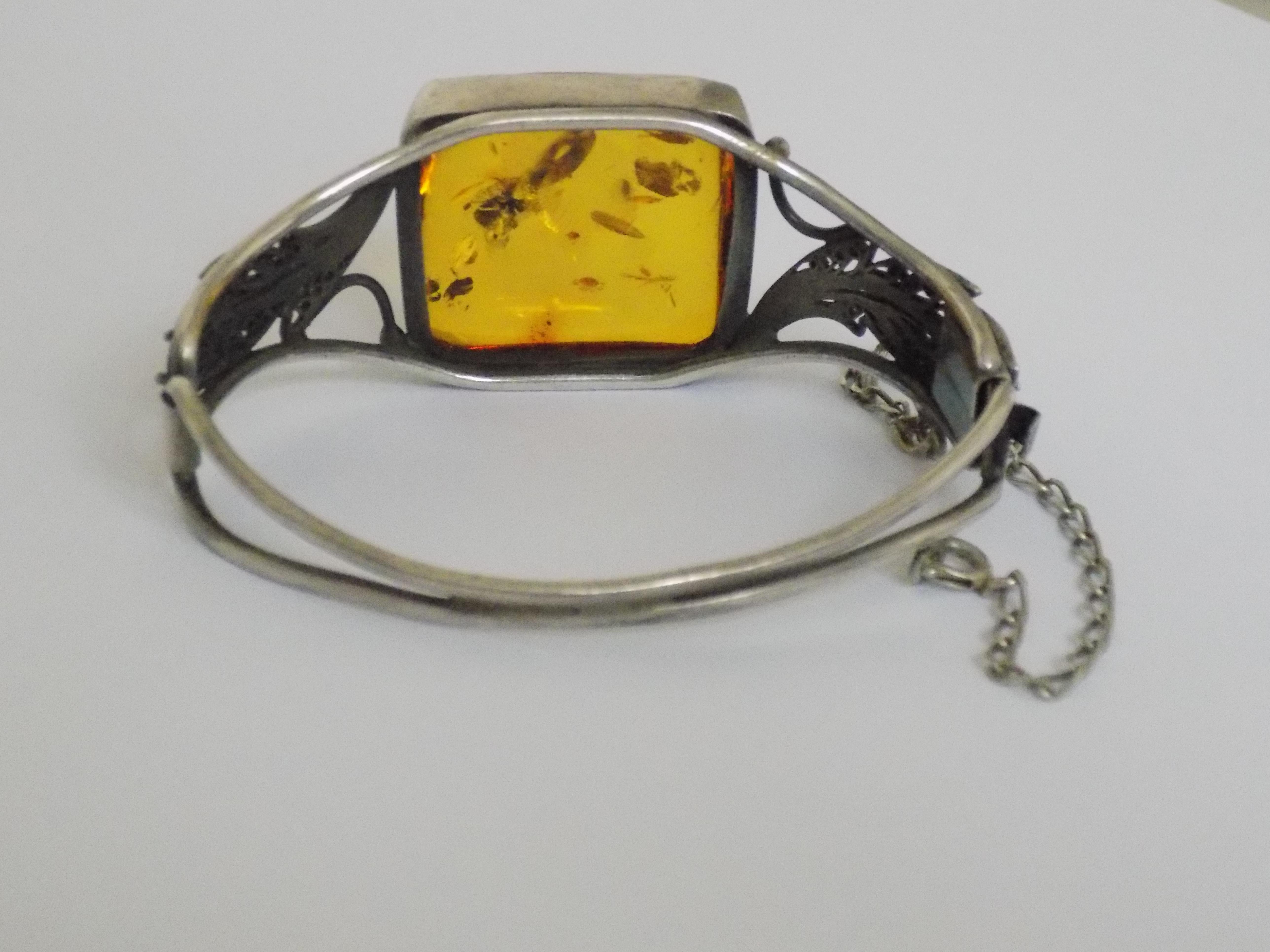 Taille cabochon Bracelet jonc vintage en argent ambré en vente