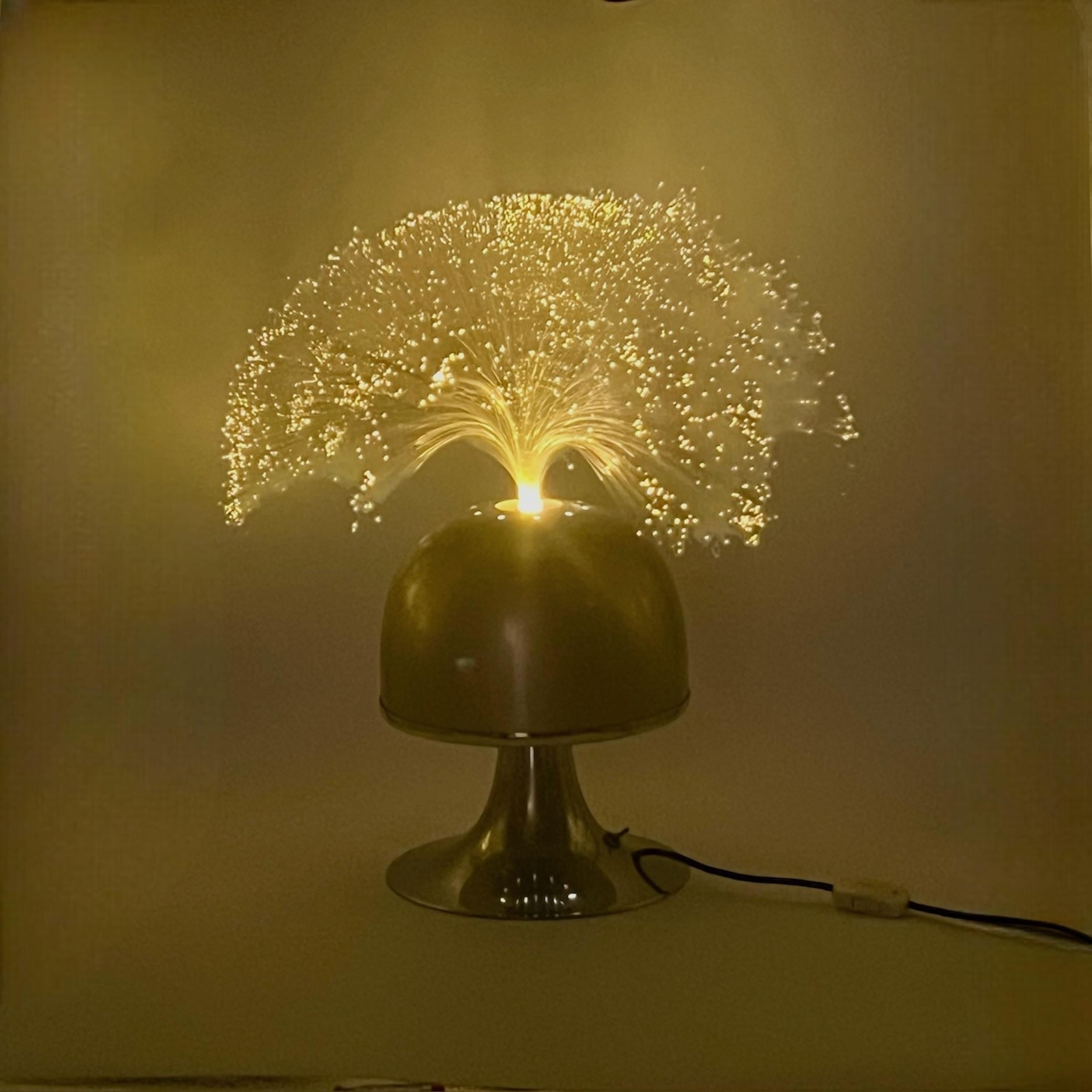 Vintage Ambiente Lampe mit rotierender Farbscheibe Pilz Dome Tulip Basis, 1960er Jahre im Angebot 3