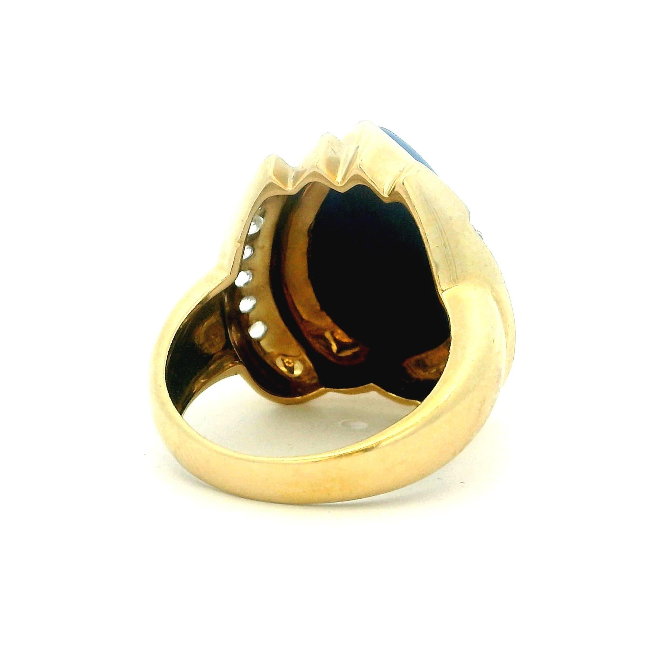 Cabochon Anello vintage americano in oro 14K con accenti di lapislazzuli e diamanti da 5 carati in vendita