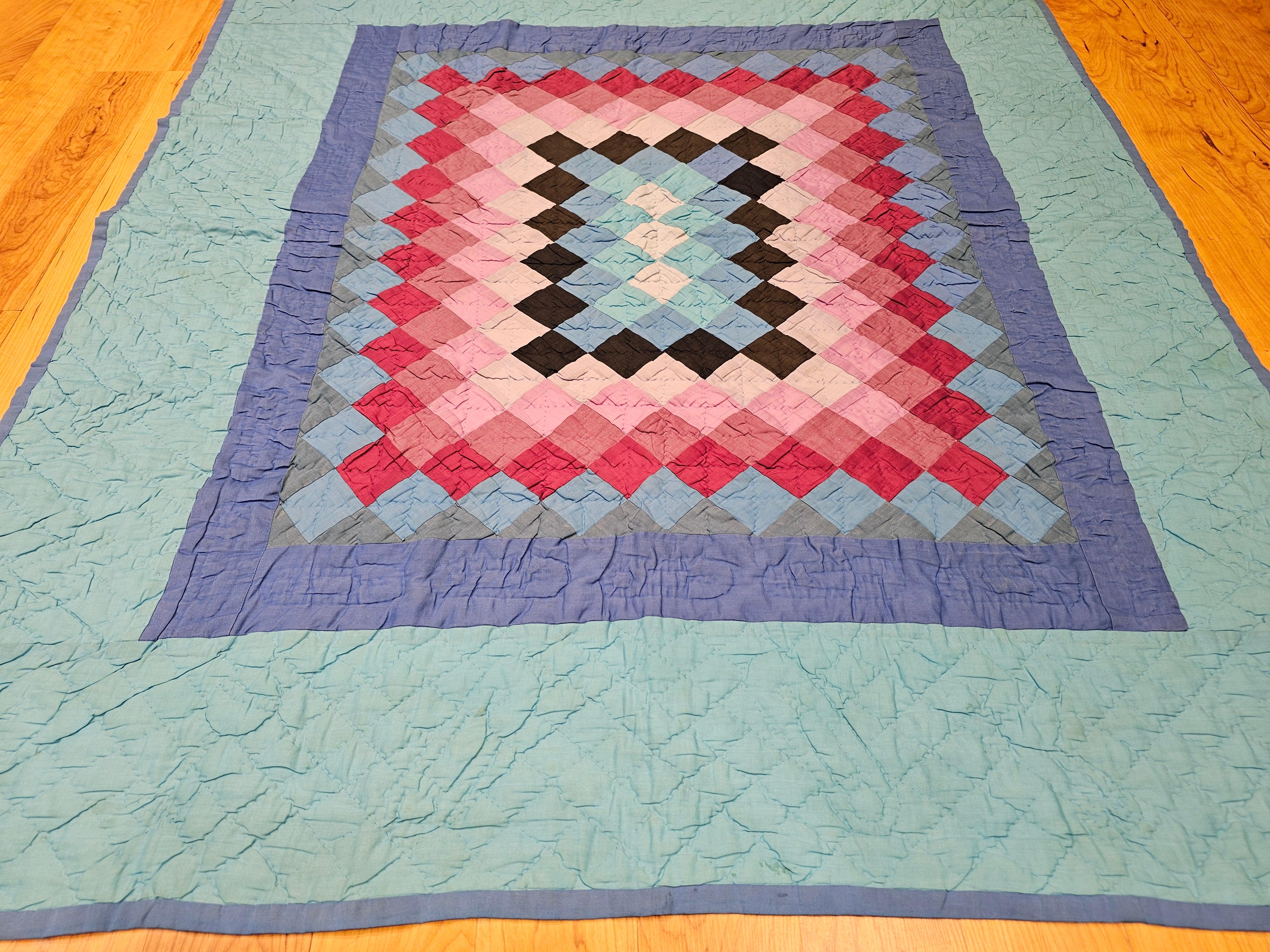 Hand-Crafted Vintage American Amish “Sunshine and Shadows” Hand-Stitched Cotton Quilt For Sale