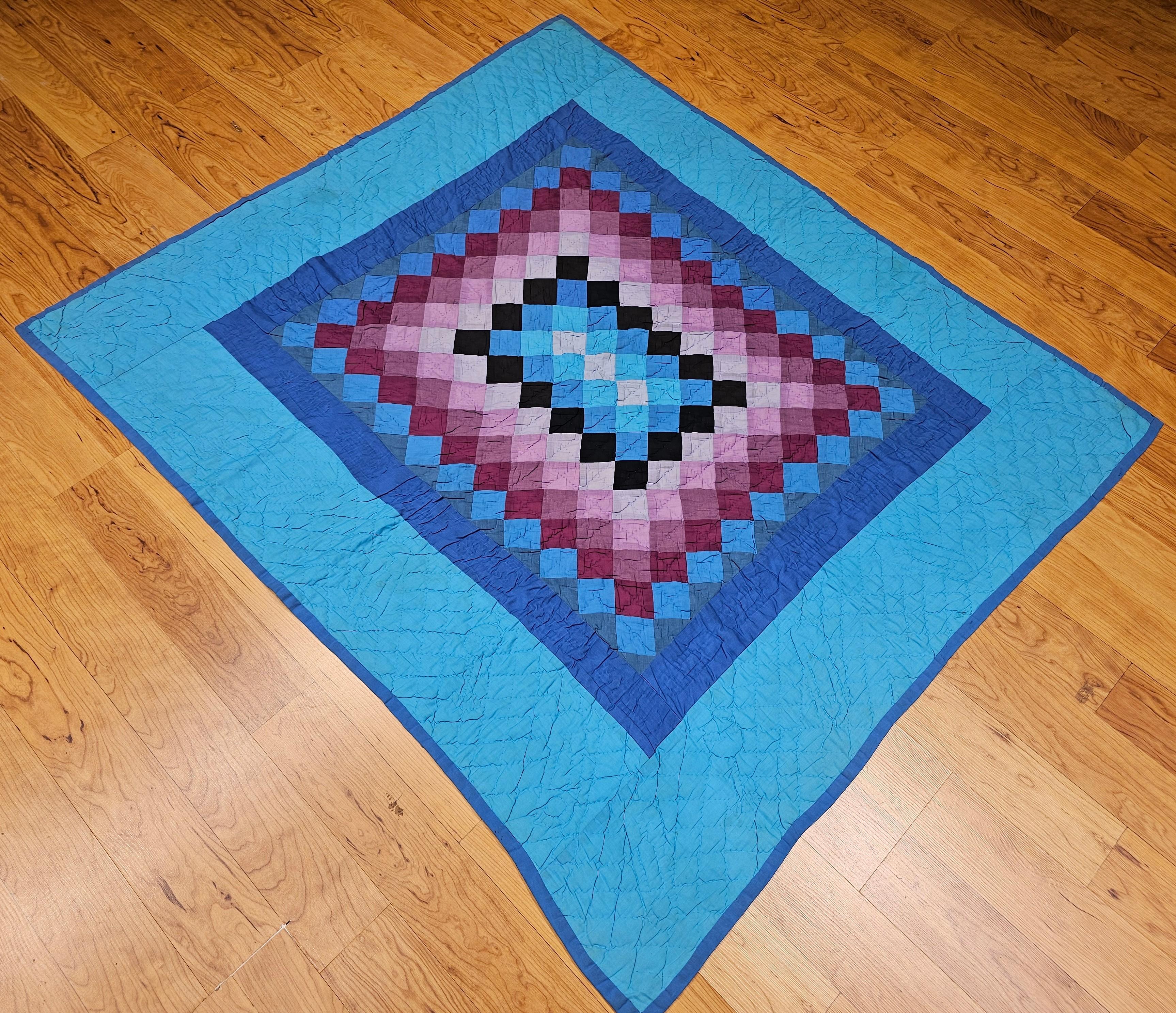 Vintage American Amish “Sunshine and Shadows” Hand-Stitched Cotton Quilt For Sale 2