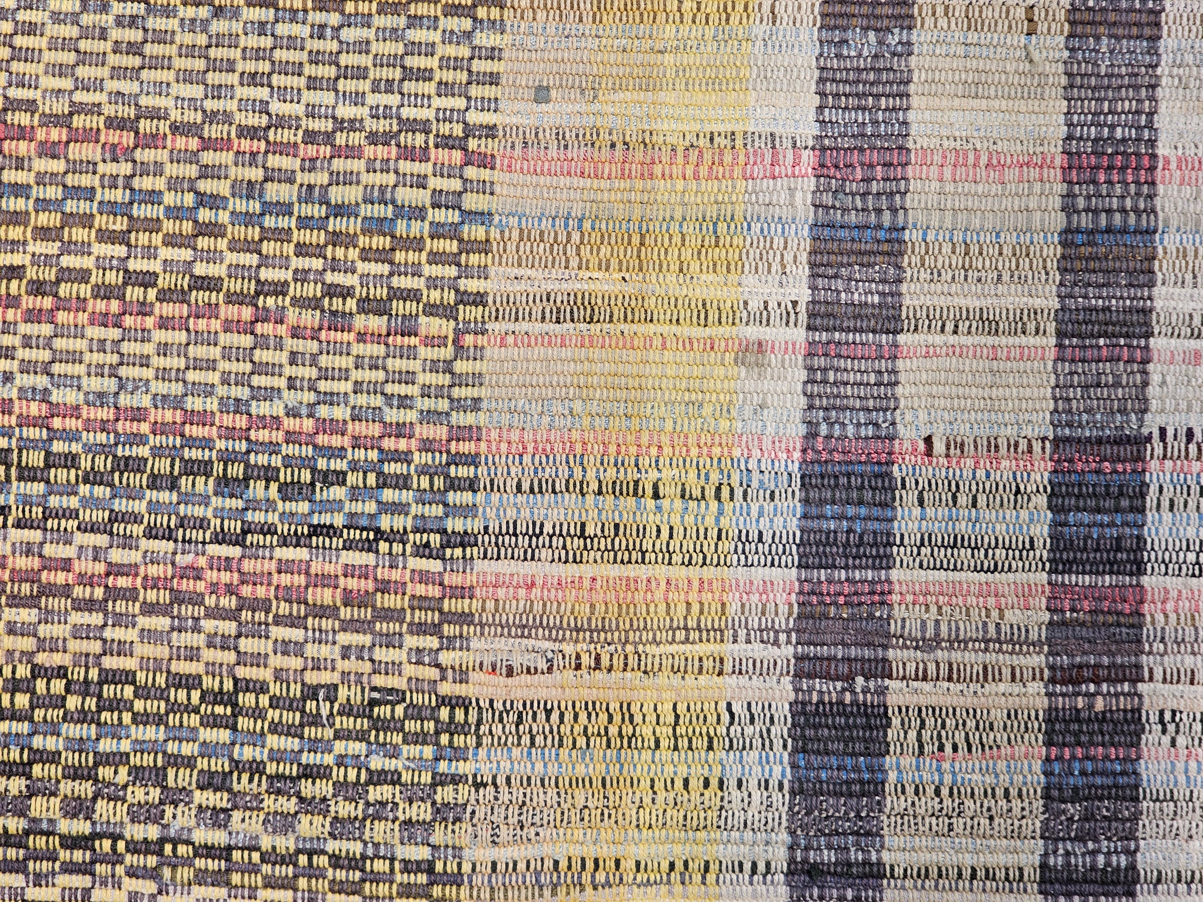 Vintage American Rag Long Runner For Sale 5
