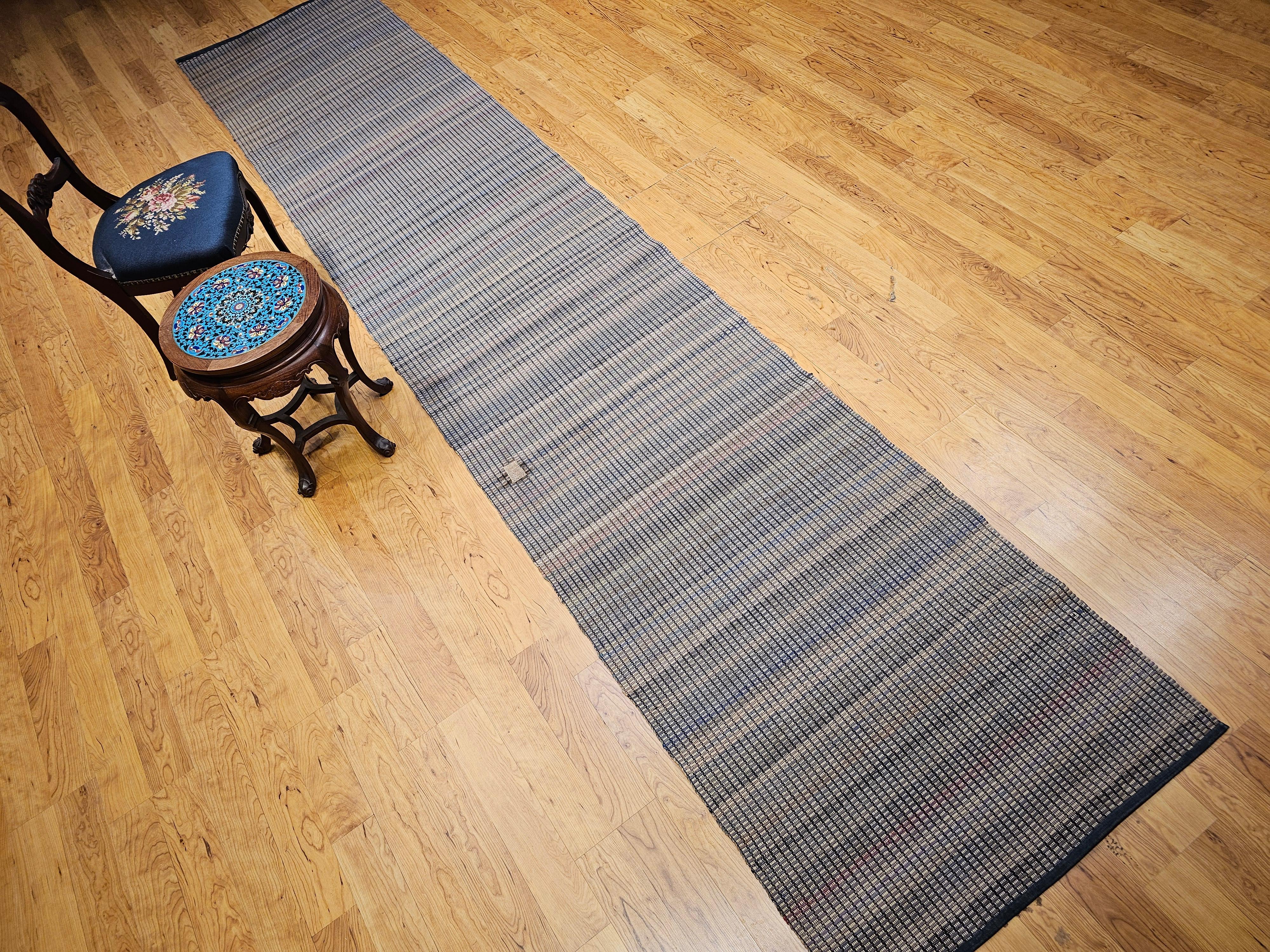 Vintage American Amish Rag Runner For Sale 5