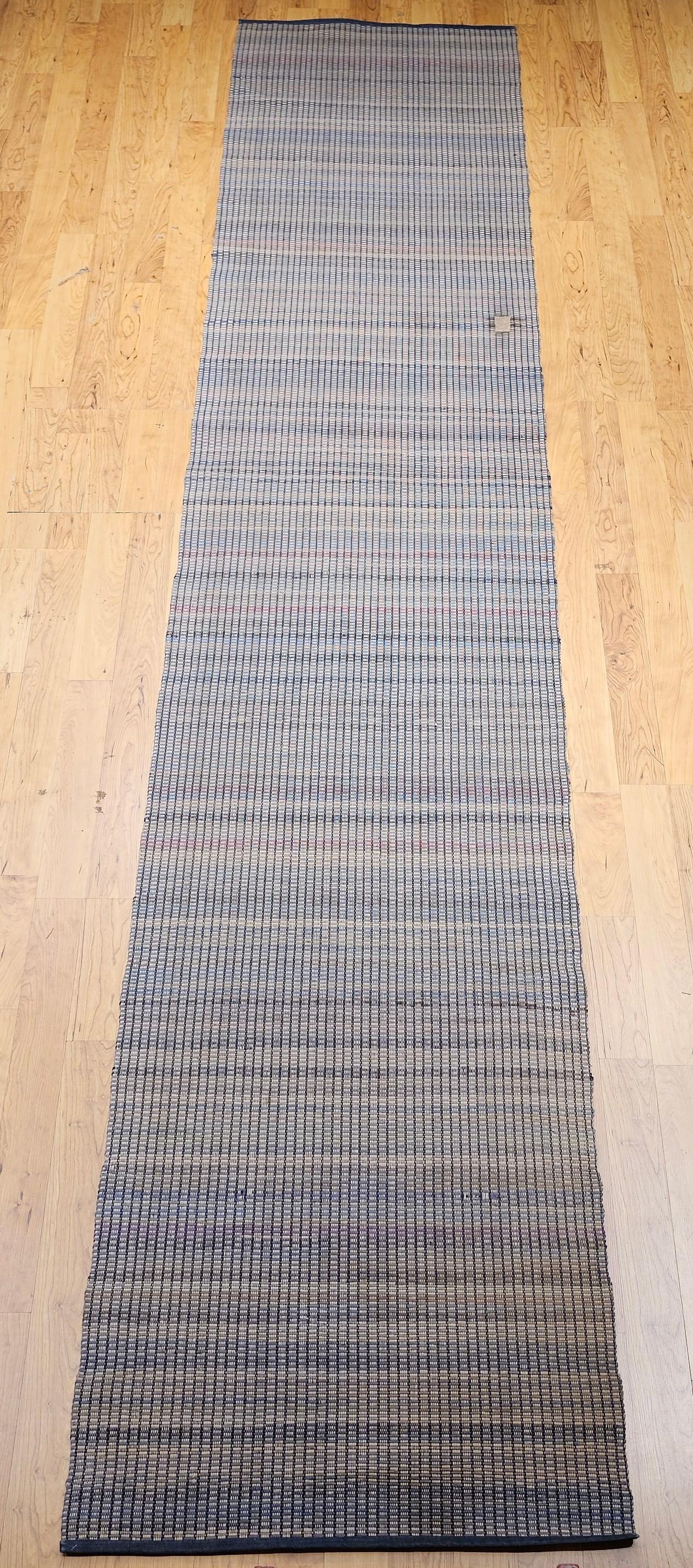 Vintage American Amish Rag Runner For Sale 9