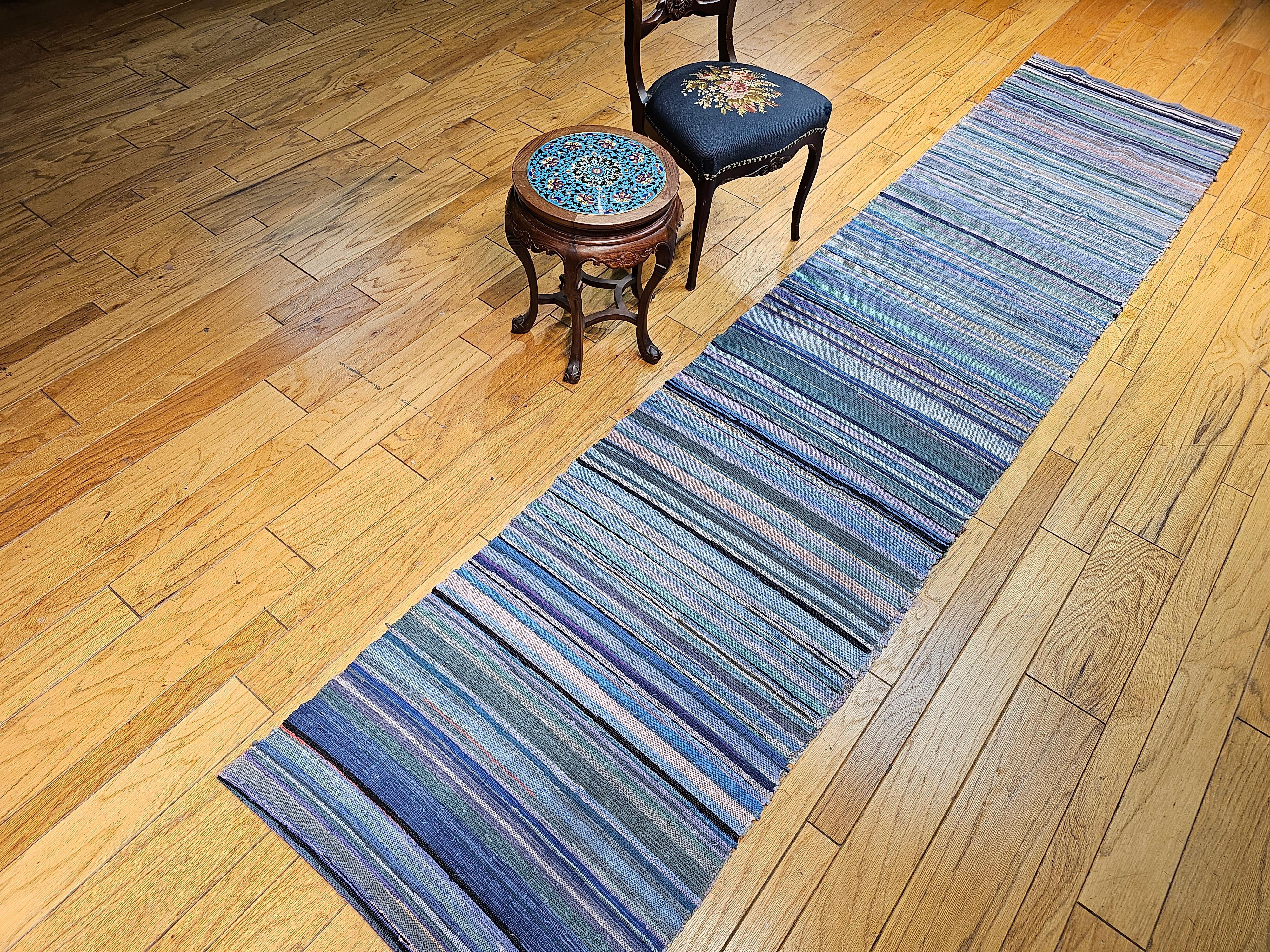 Vintage American Amish Rag Runner For Sale 11