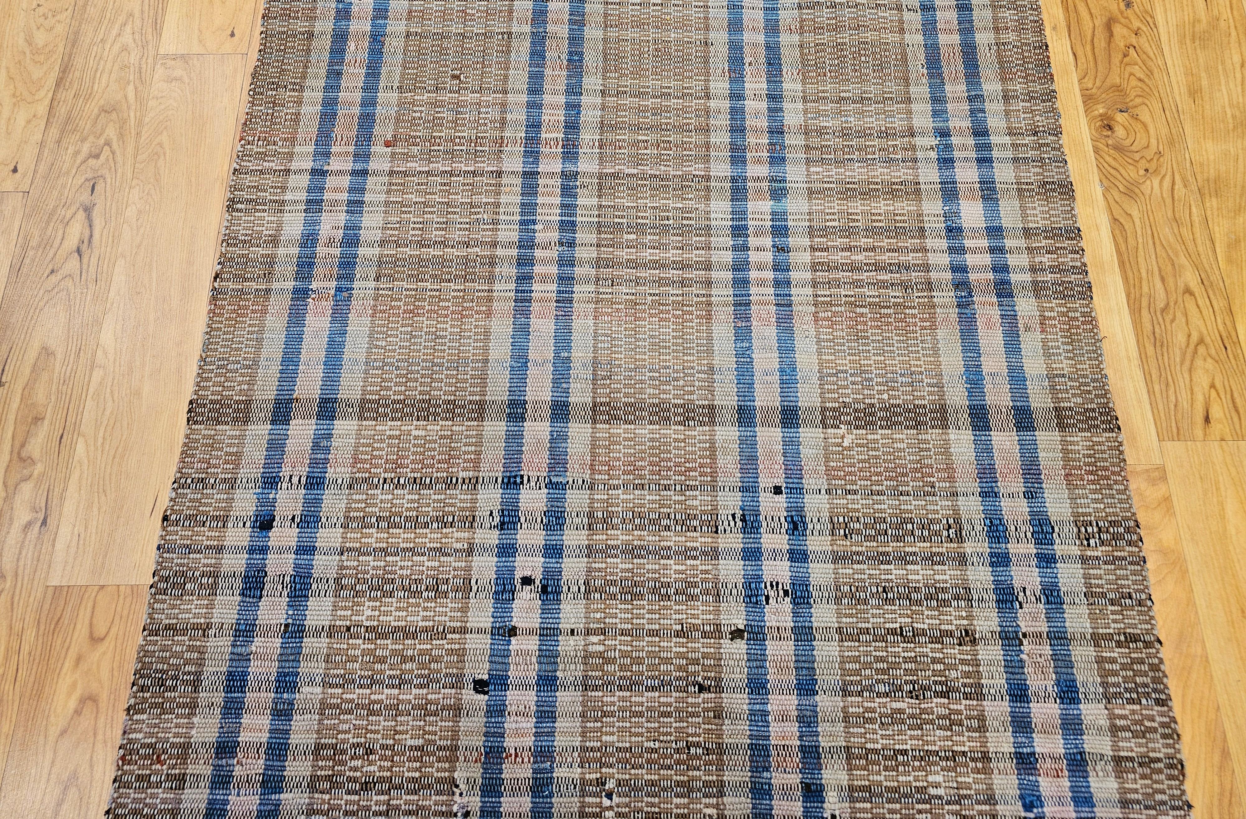 20th Century Vintage Hand-Woven Amish American Rag Runner in Pale Blue, Pink, and Wheat For Sale