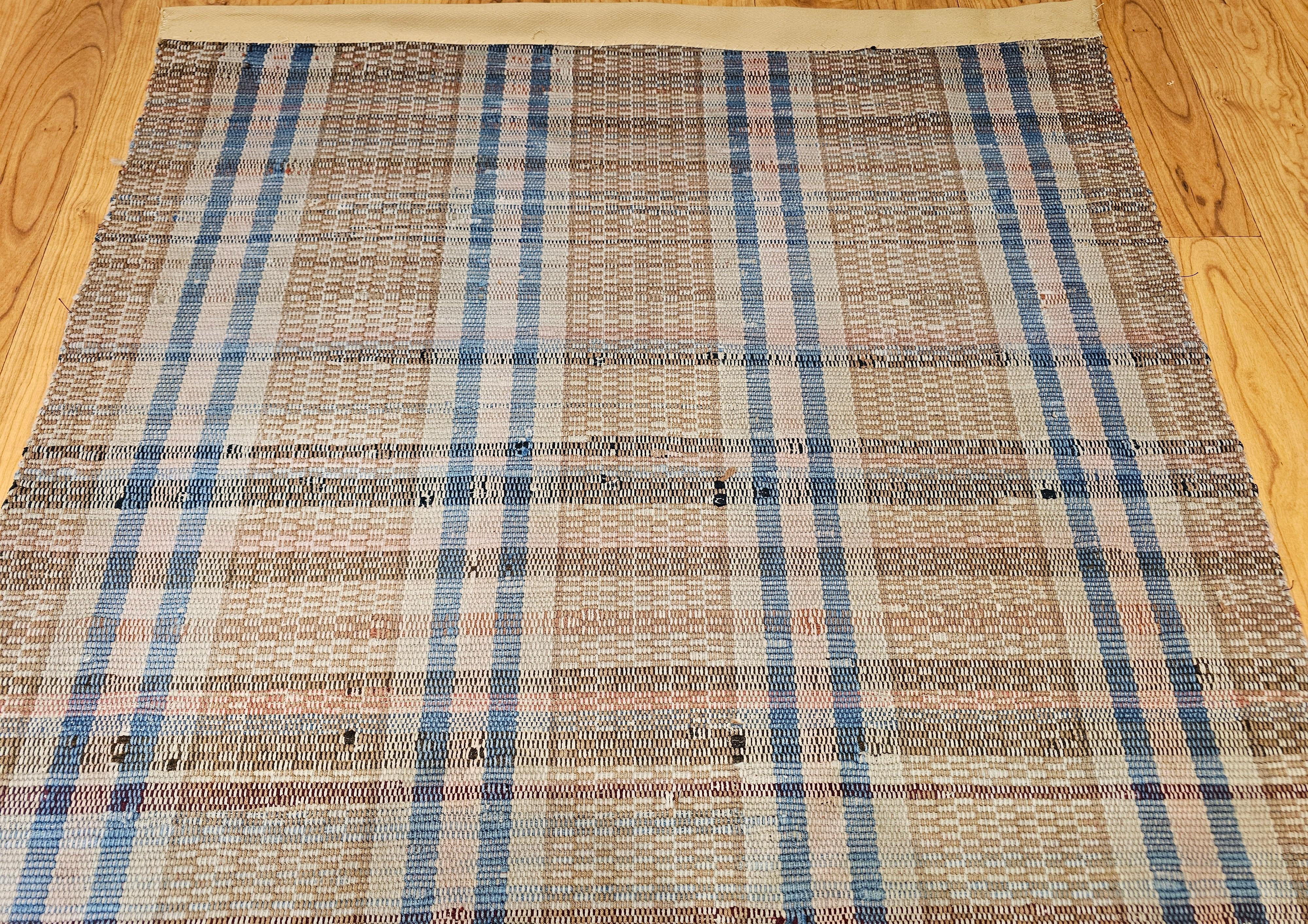 Wool Vintage Hand-Woven Amish American Rag Runner in Pale Blue, Pink, and Wheat For Sale