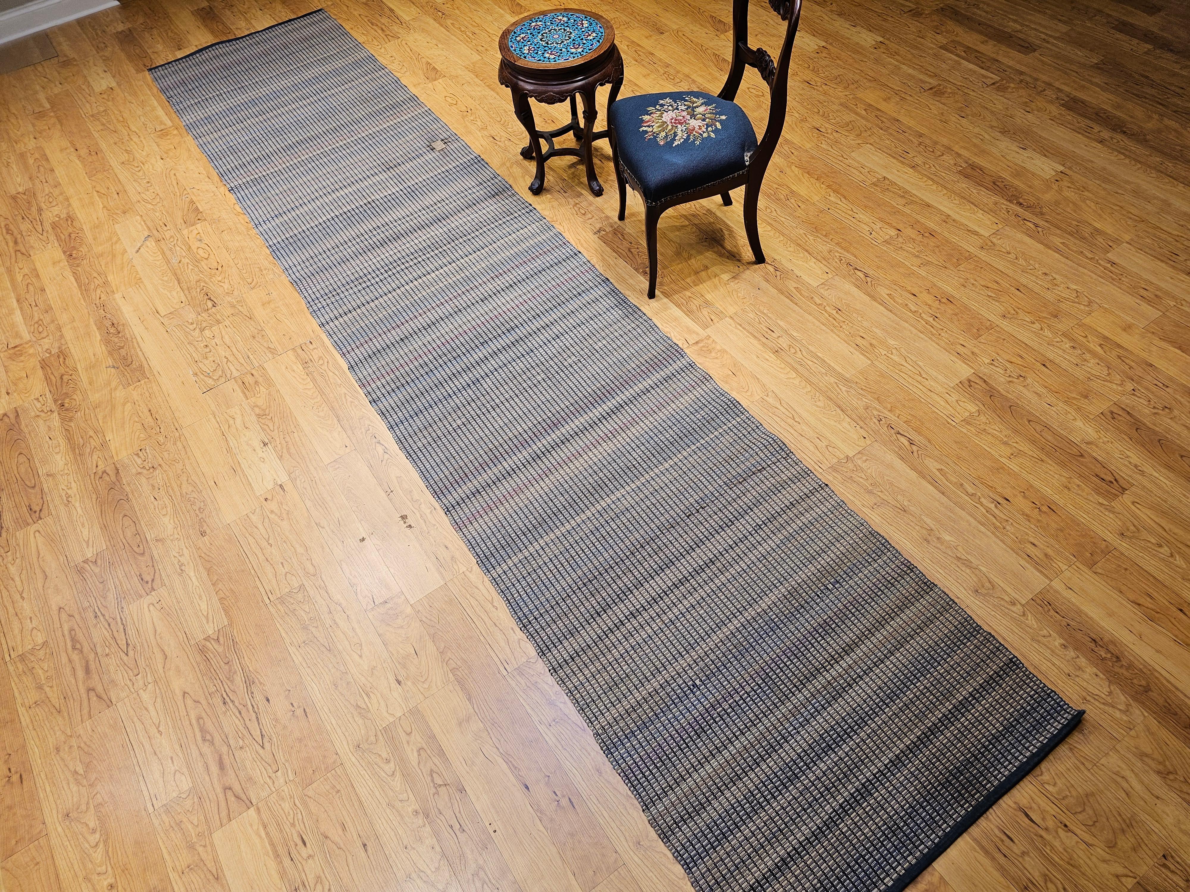 Vintage American Amish Rag Runner For Sale 2