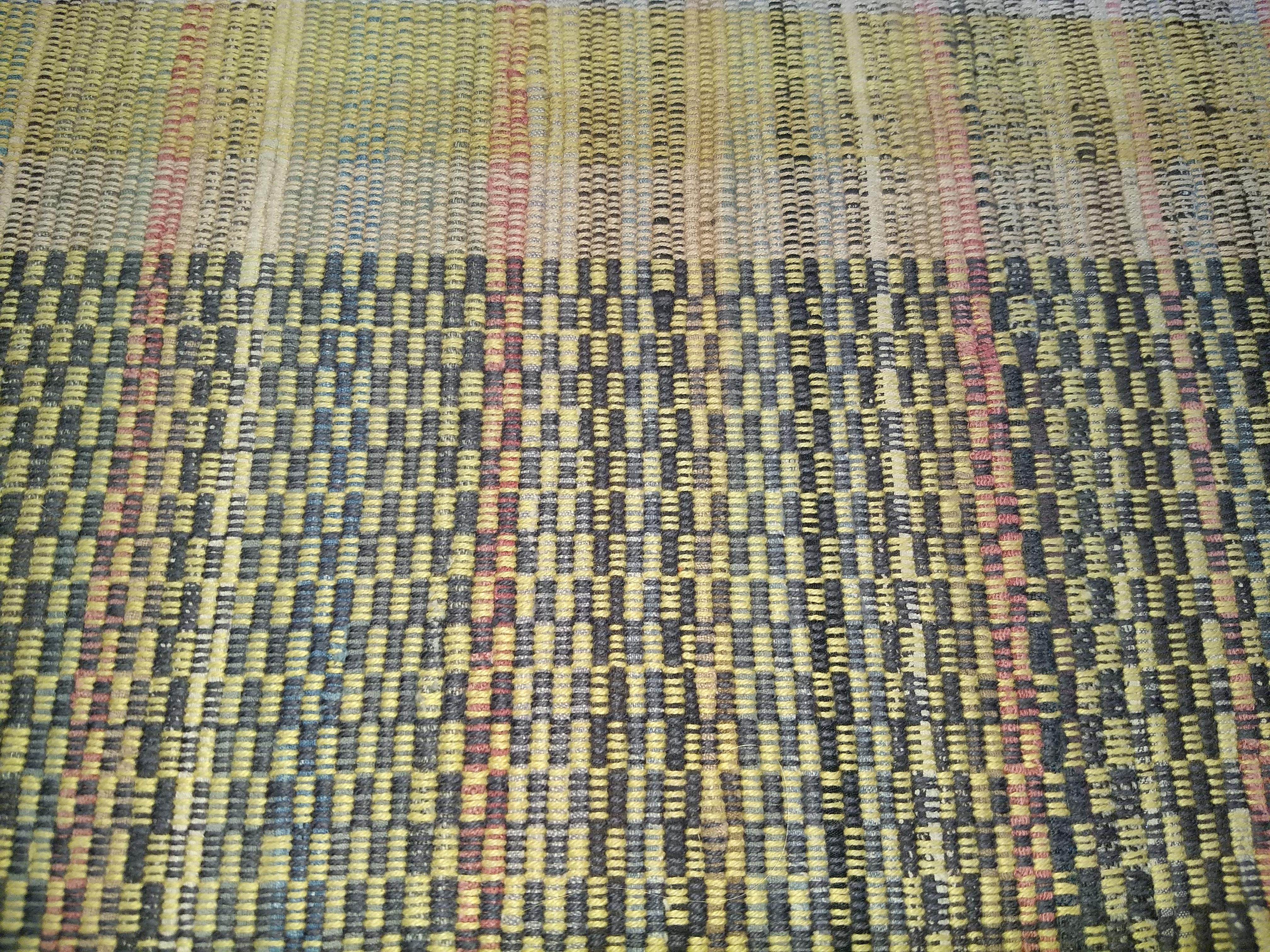 Vintage American Rag Long Runner For Sale 3