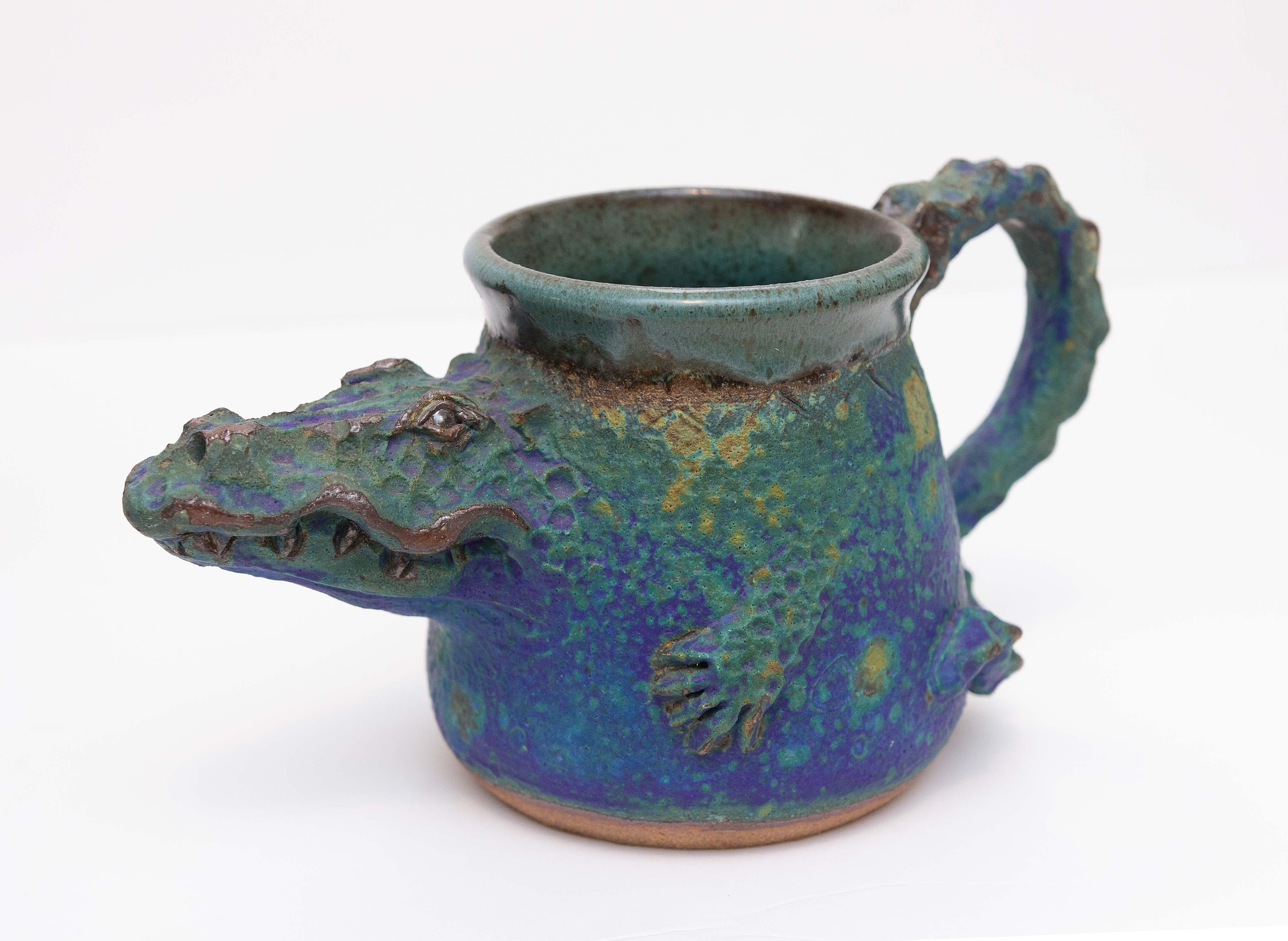 Modern Vintage American Art Pottery Sculpted Alligator Mug