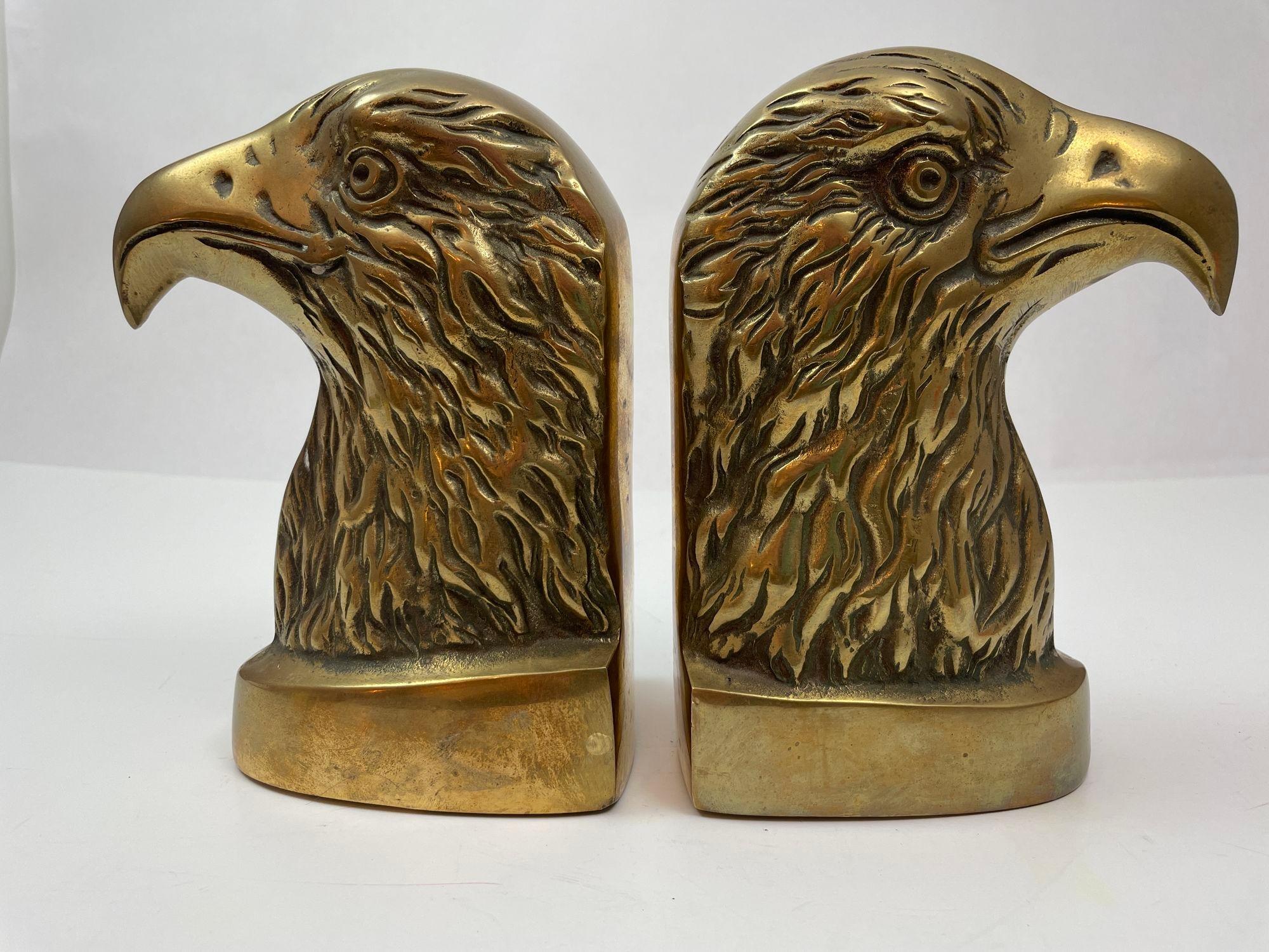 Vintage American Bald Eagle Brass Bookends a Pair
Beautiful detail on this 1950s pair of American Bald eagle head bookends.
Nice set of large brass American Bald Eagle bookends.
This is for a matching pair of brass eagle heads that have a wonderful