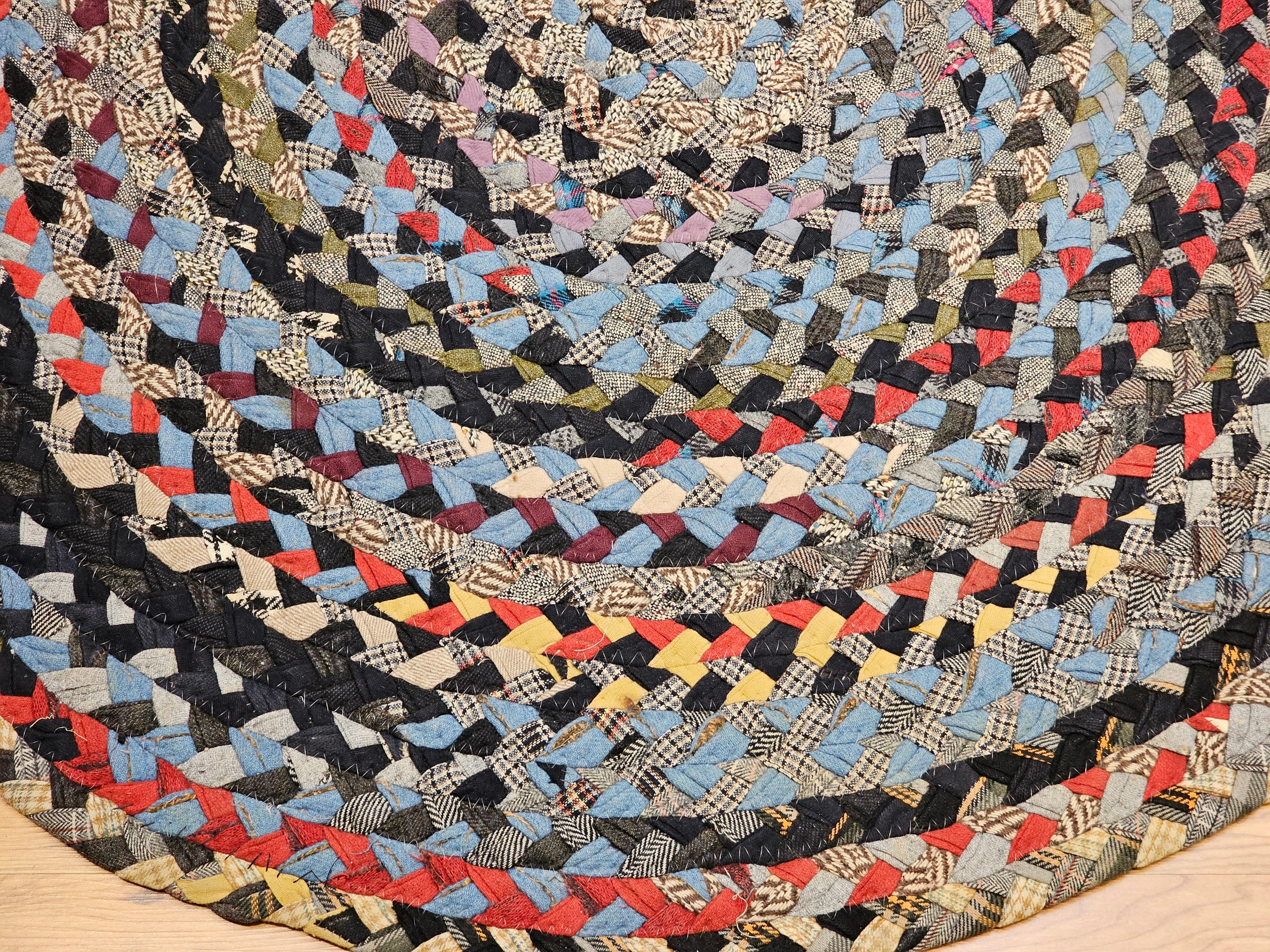 Vintage American Braided Round Rug For Sale 2