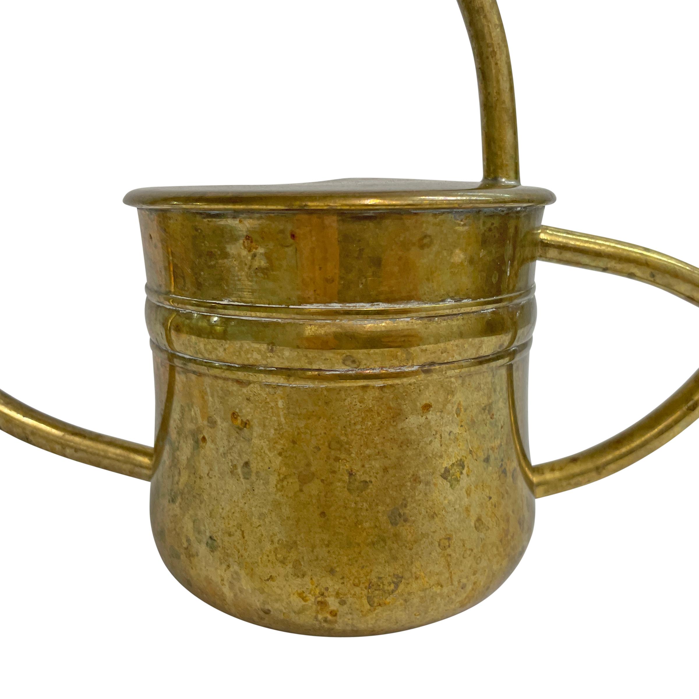 Ottone Annaffiatoio americano d'epoca in ottone