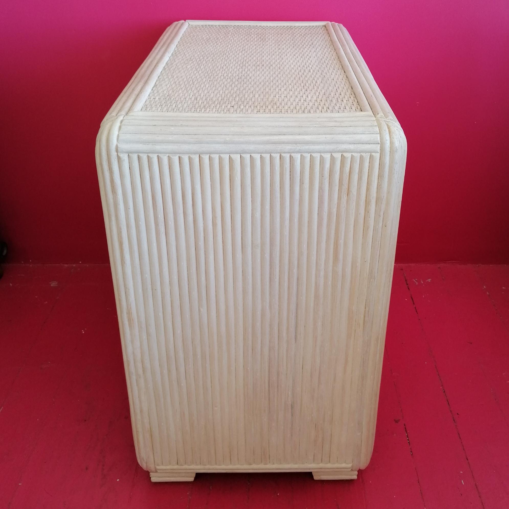 Vintage American cane chest of drawers with rattan top, 1970s For Sale 1