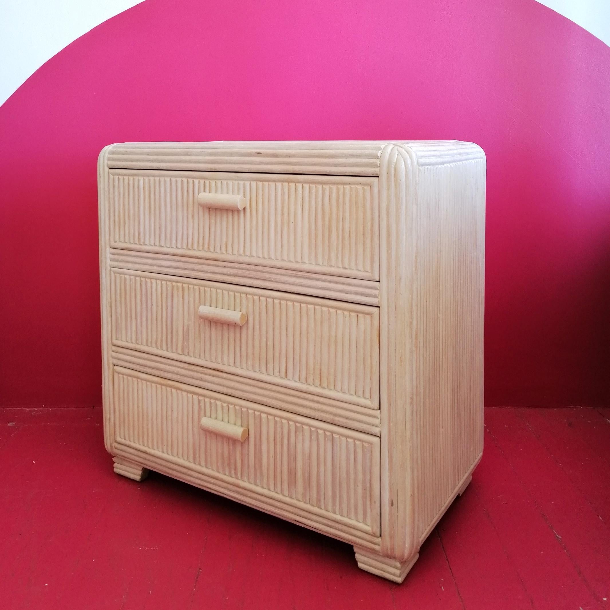 Vintage American cane chest of drawers with rattan top, 1970s For Sale 2