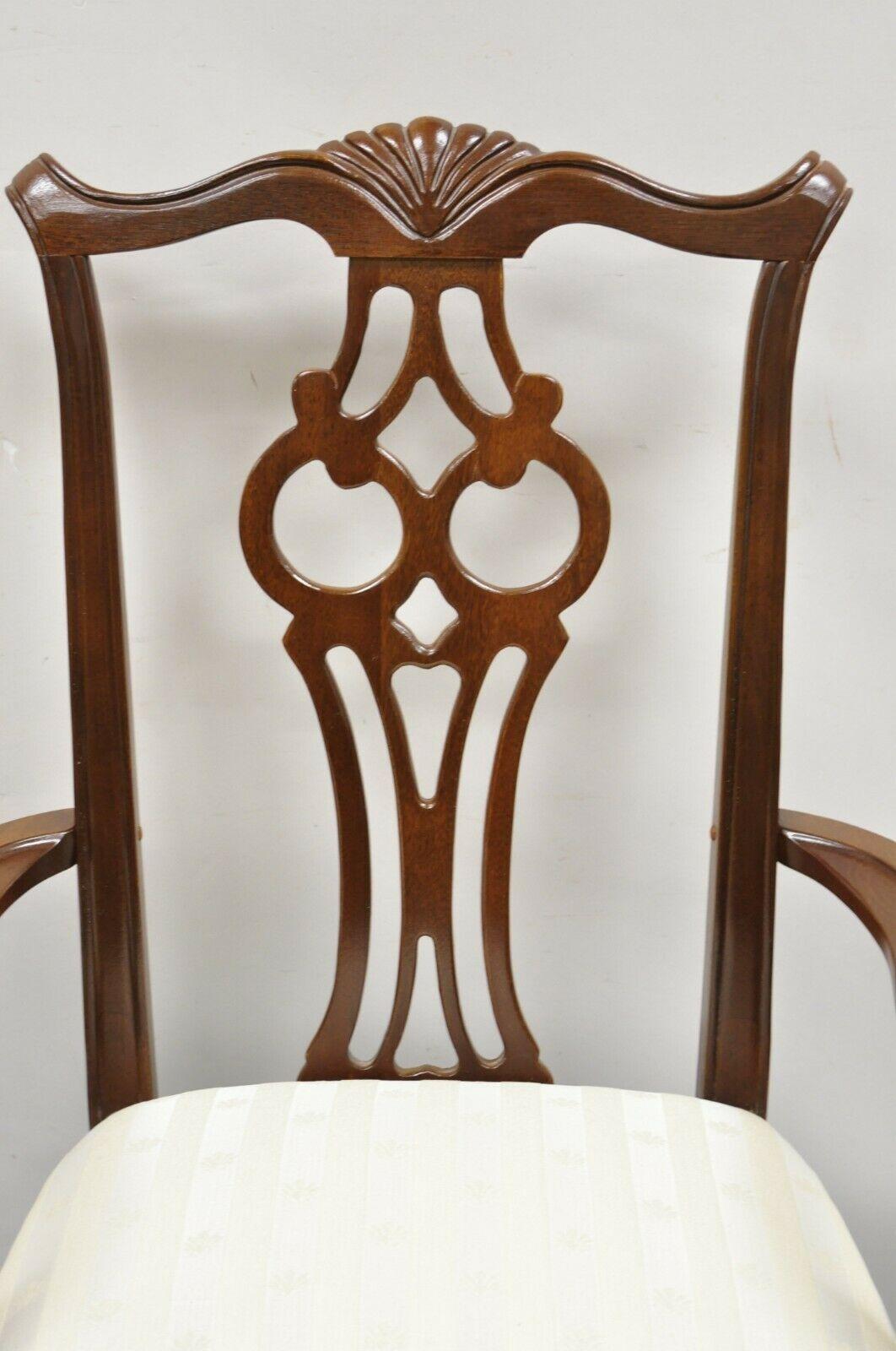 Vintage American Drew Cherry Wood Chippendale Style Dining Chairs, Set of 6 In Good Condition For Sale In Philadelphia, PA