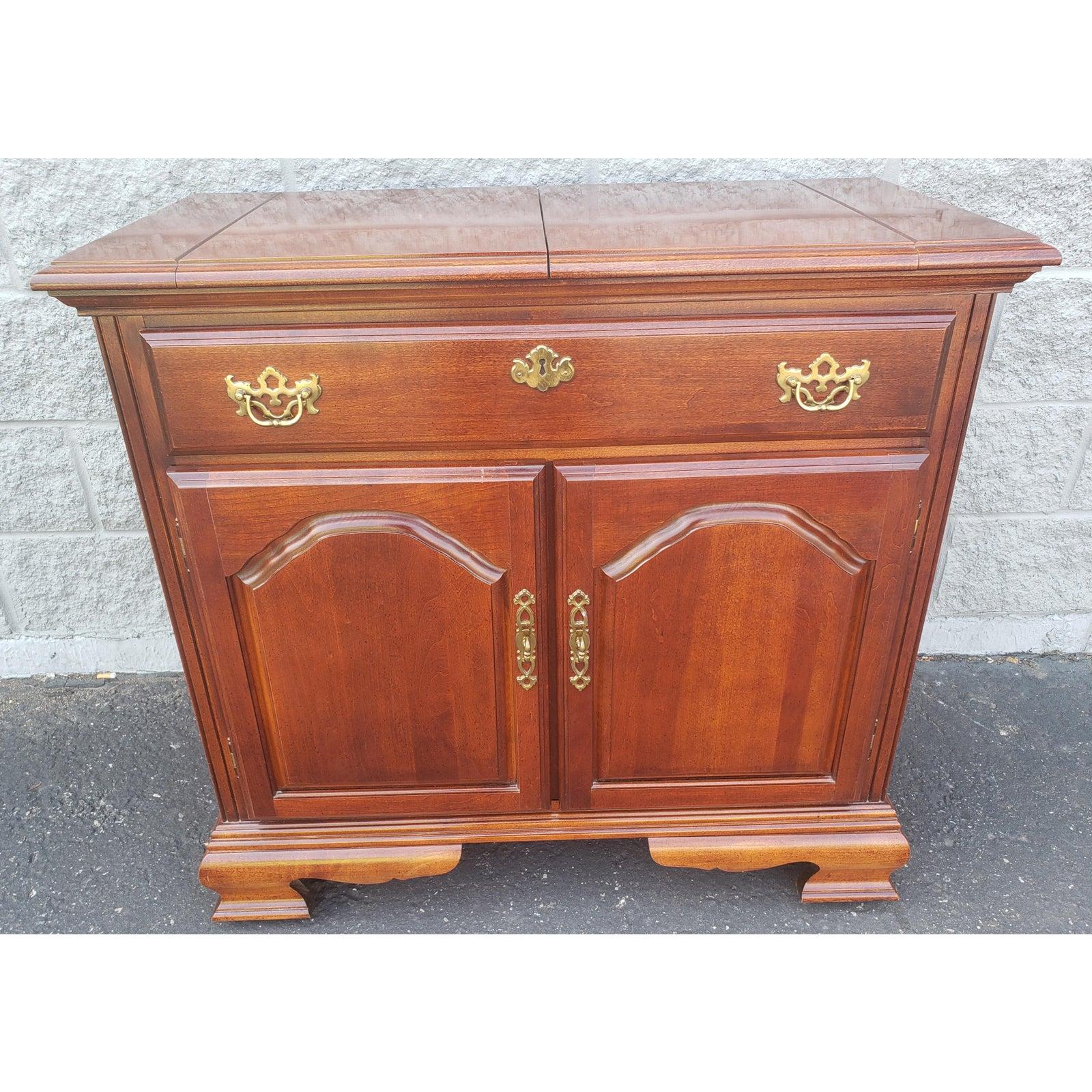 Vintage American Drew Solid Cherry Flip Top Buffet For Sale 3