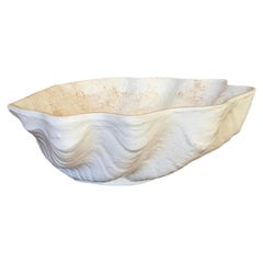 Cuenco grande blanco con forma de concha, de cerámica esmaltada vintage estadounidense, ideal como centro de mesa