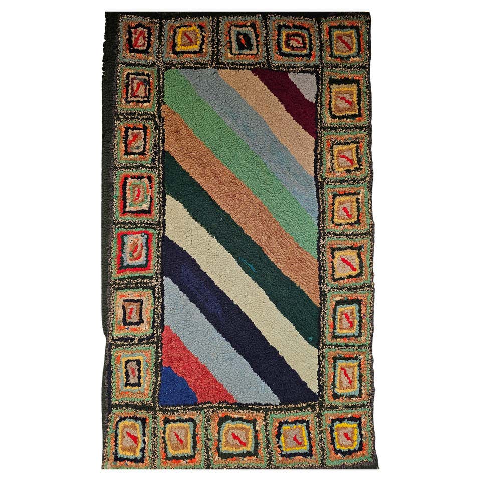 Early American Hand Hooked Rug with a Floral Pattern Wall Art For Sale ...