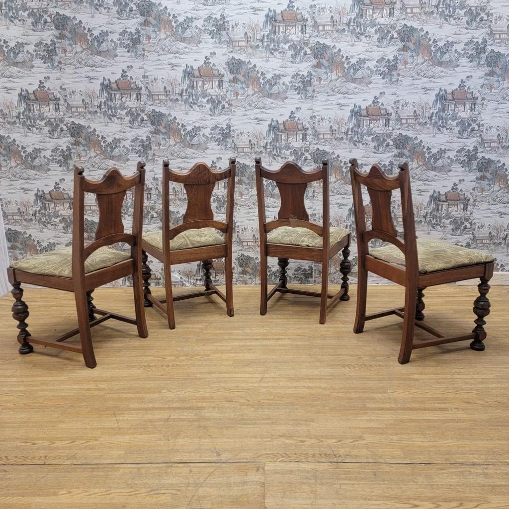 Vintage American Hardwood Dining Table and Chairs, Set of 5  For Sale 3