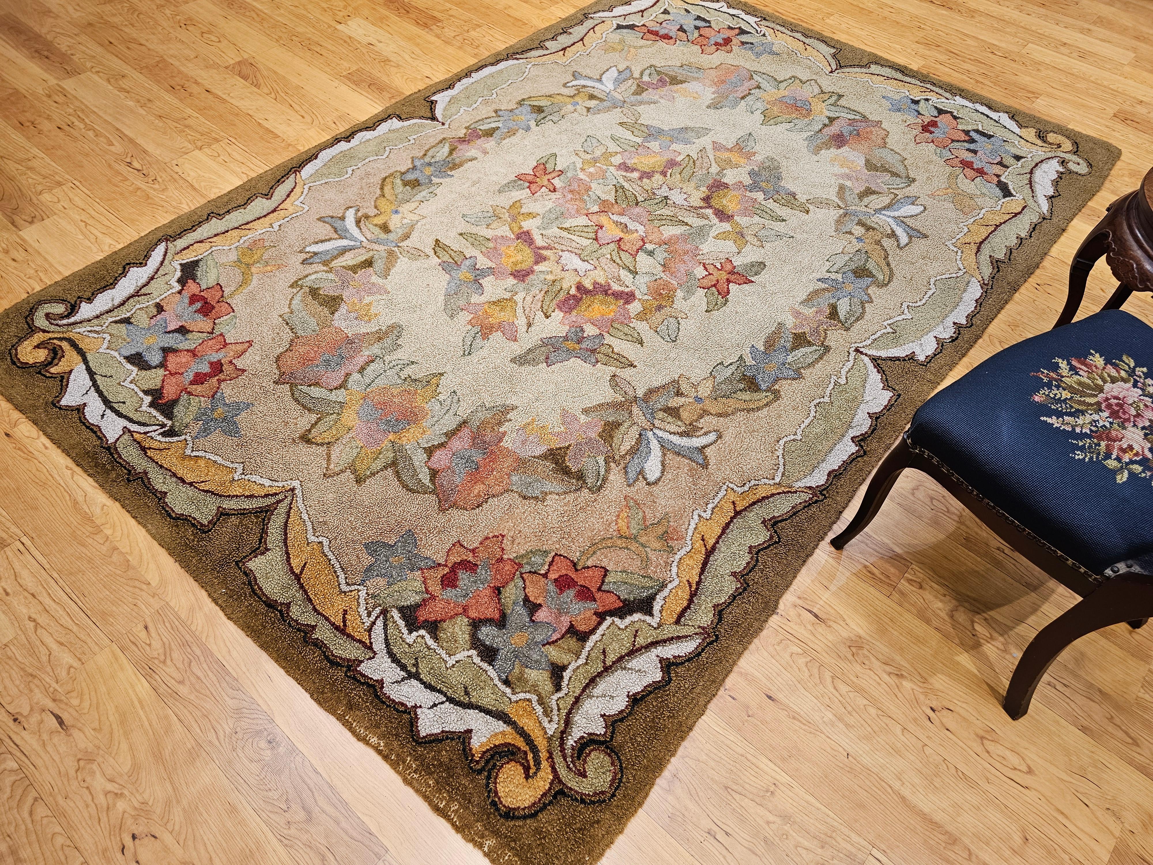 Vintage American Hand Hooked Rug in Floral Pattern in Green, Blue, Pink, Red For Sale 6
