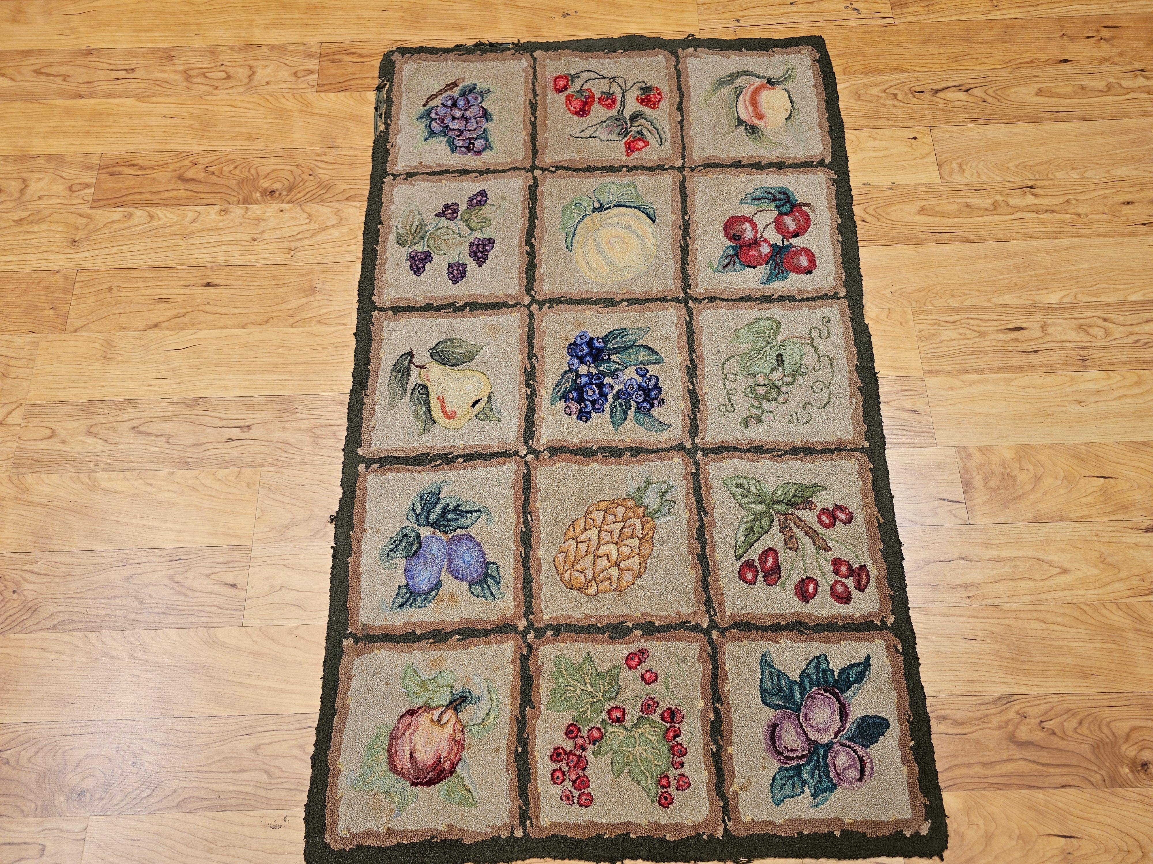 Vintage American Hooked Rug in Fruit Blocks Pattern im Angebot 9