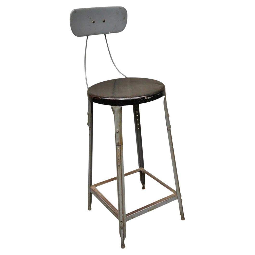 Vintage American Industrial Gray Metal Drafting Stool Artist Work Chair For Sale