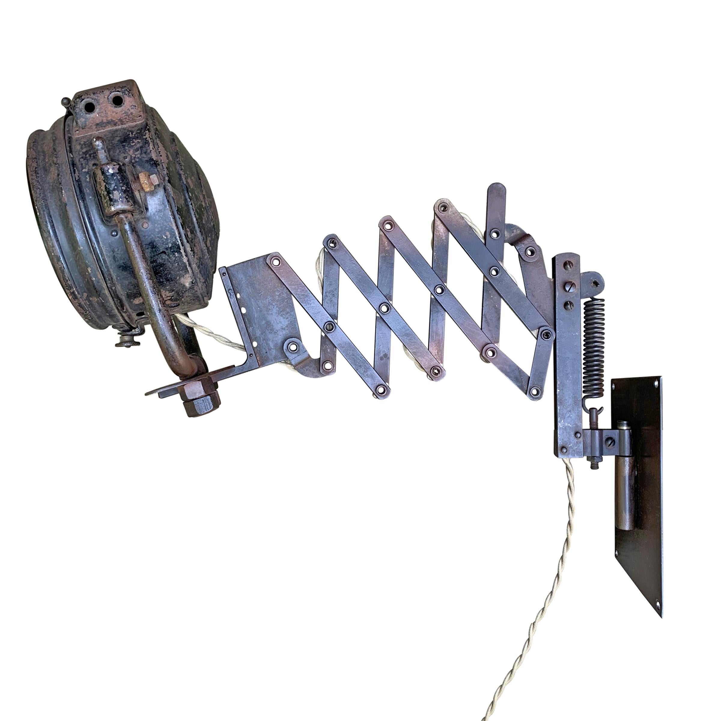 Steel Vintage American Industrial Swing-Arm Extension Lamp