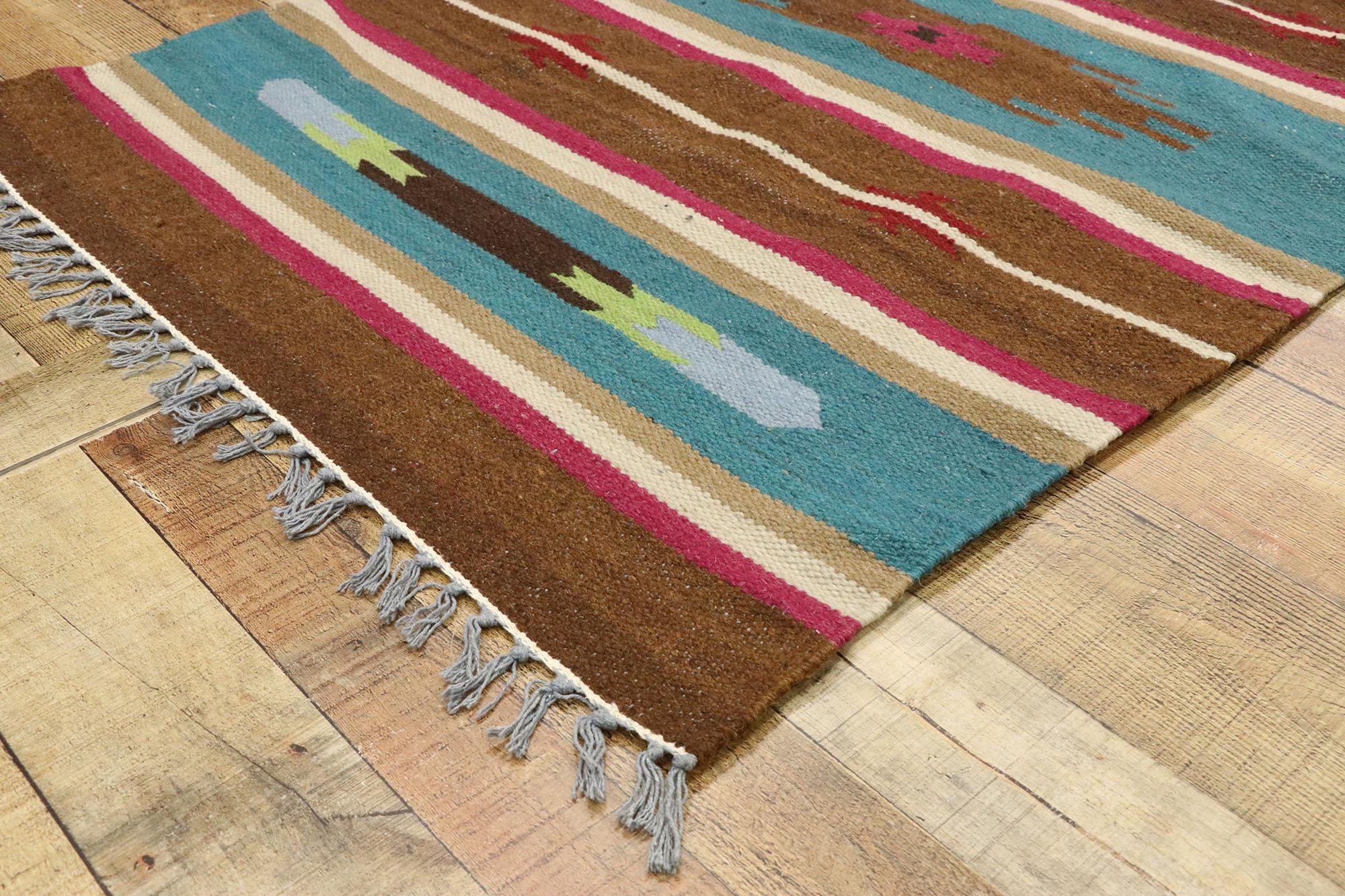 Vintage American Kilim Rug with Modern Mexican Style In Good Condition In Dallas, TX