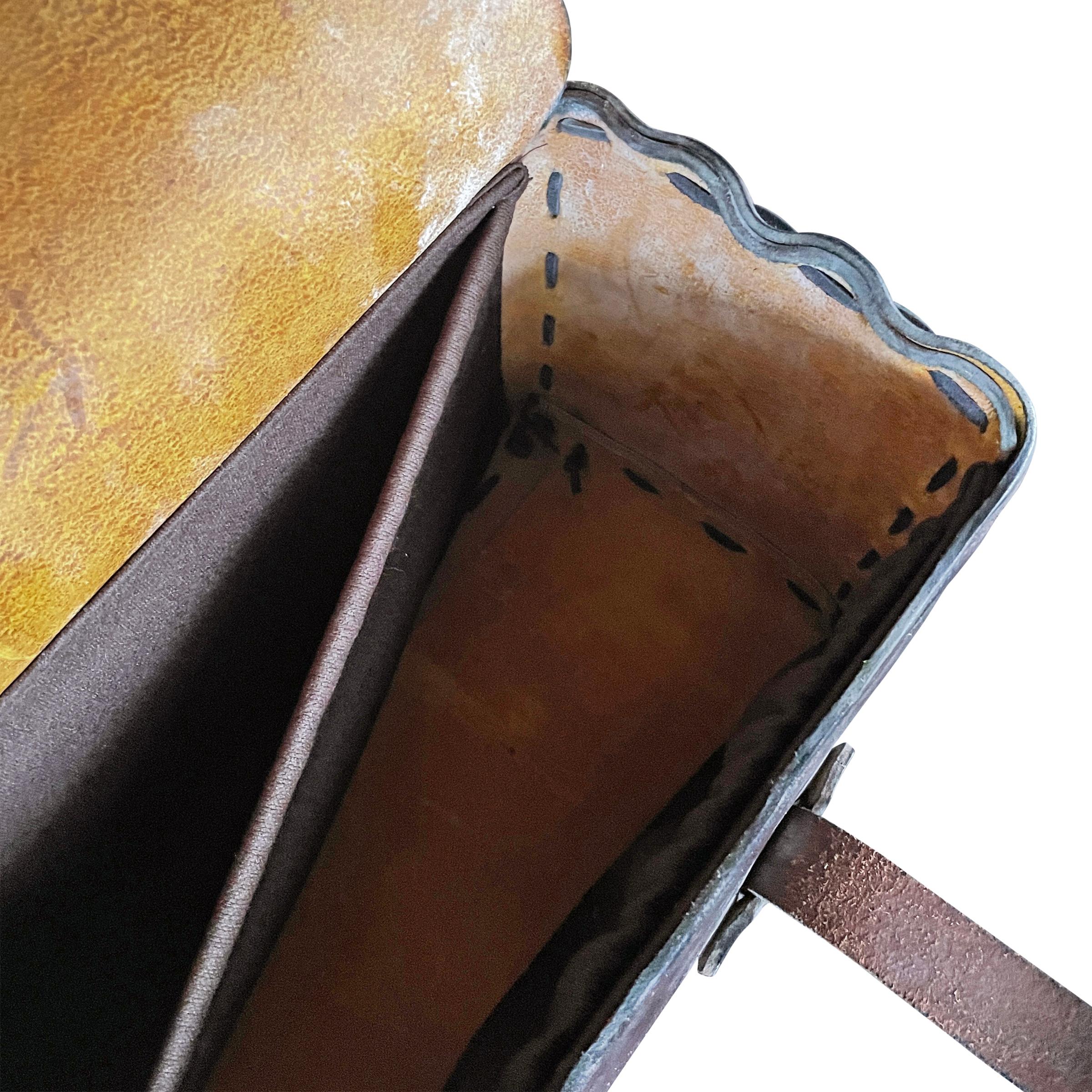 Vintage American Leather Tool Bag 3