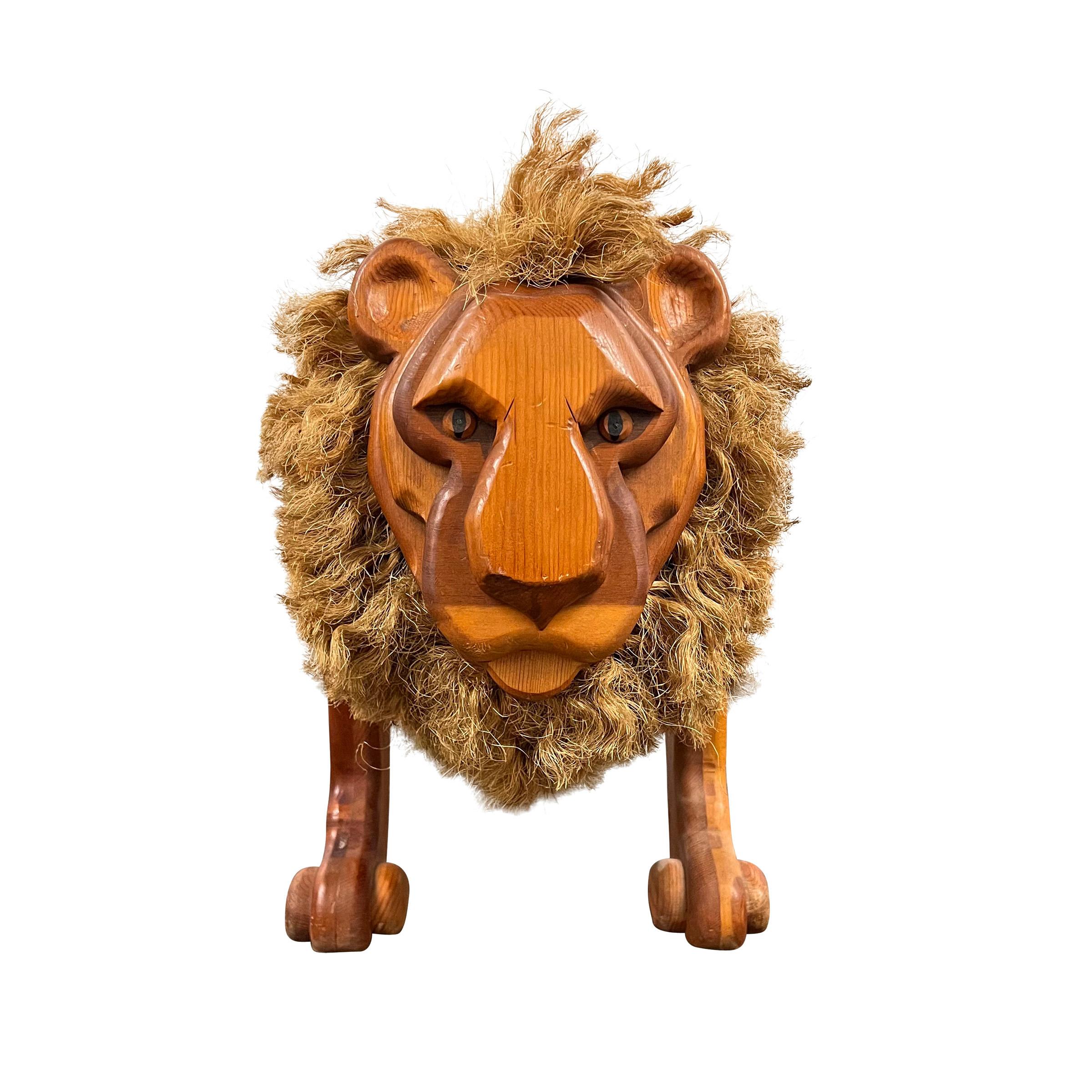 Vintage American Lion Stool In Good Condition In Chicago, IL
