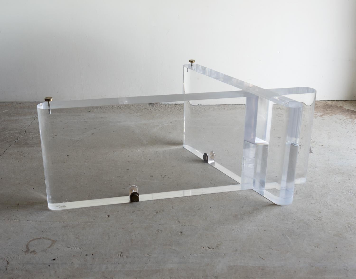 Vintage American Lucite Coffee Table Base By Lion in Frost, Signed, 1970s en vente 6