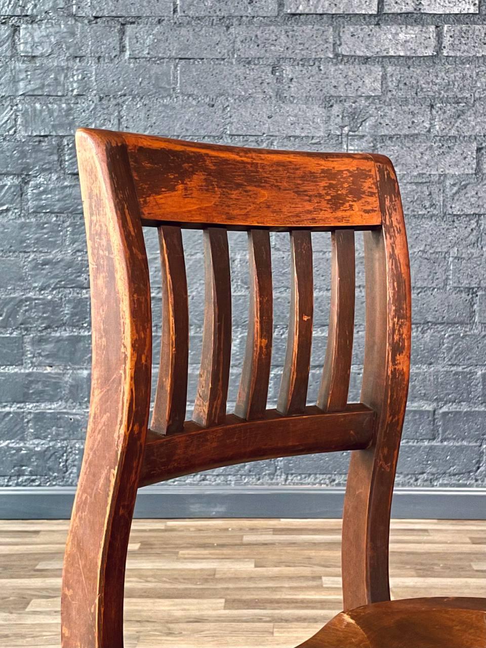 Métal Chaise de bureau vintage en érable américain pivotante pour banquier ou dactylo en vente