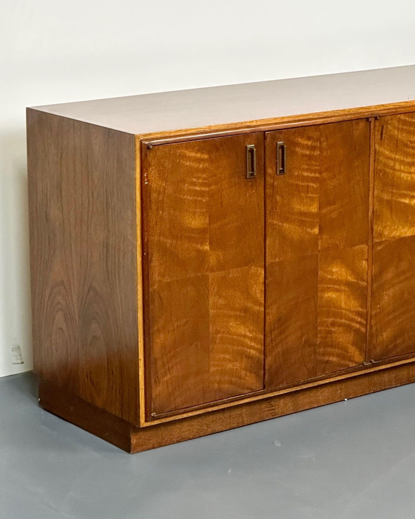 Vintage American Mid-Century Modern, Dresser, Sideboard or Buffet, Founders 1