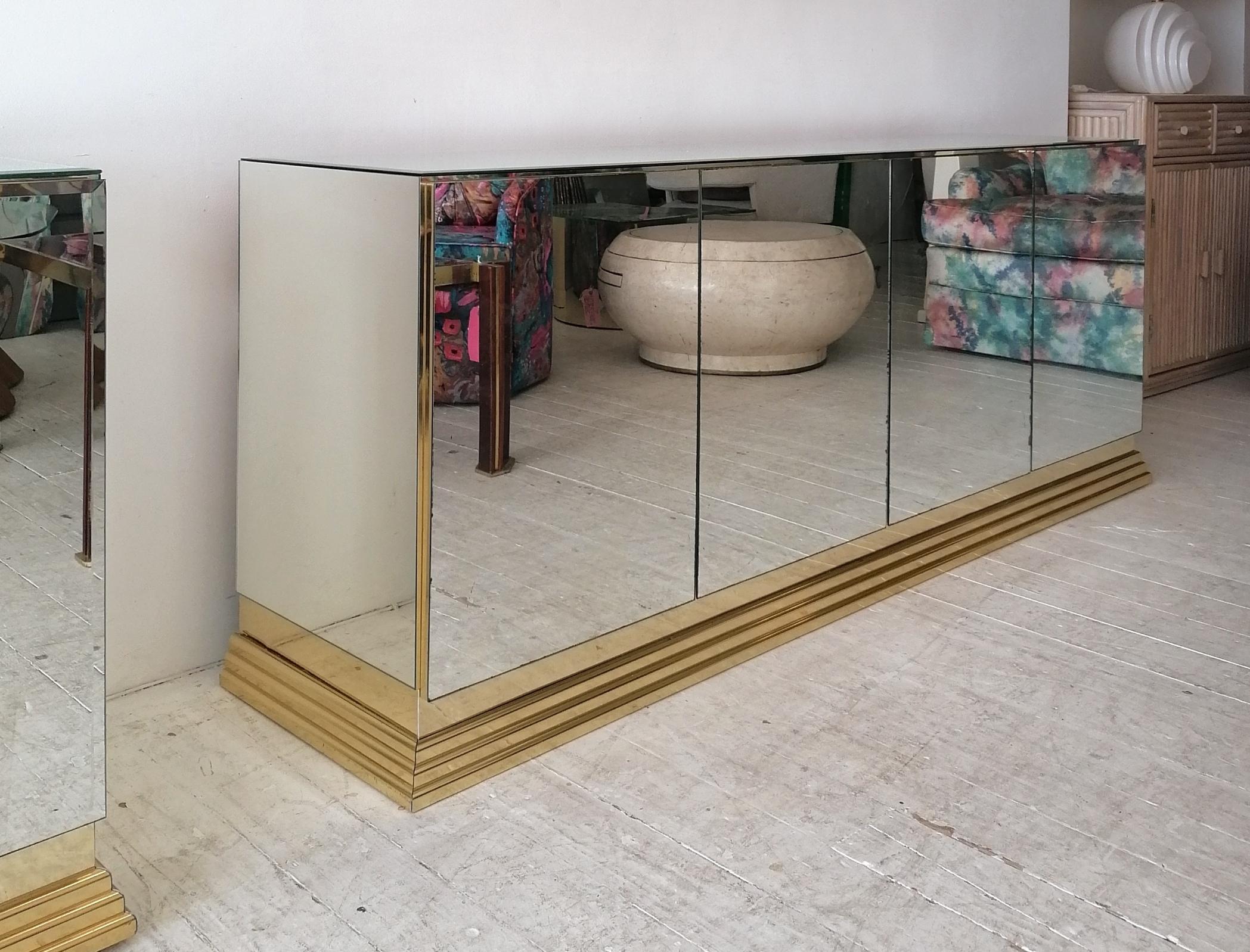 Vintage American Mirrored Glass Sideboard By Ello Furniture, 1970s / 1980s In Good Condition In Hastings, GB