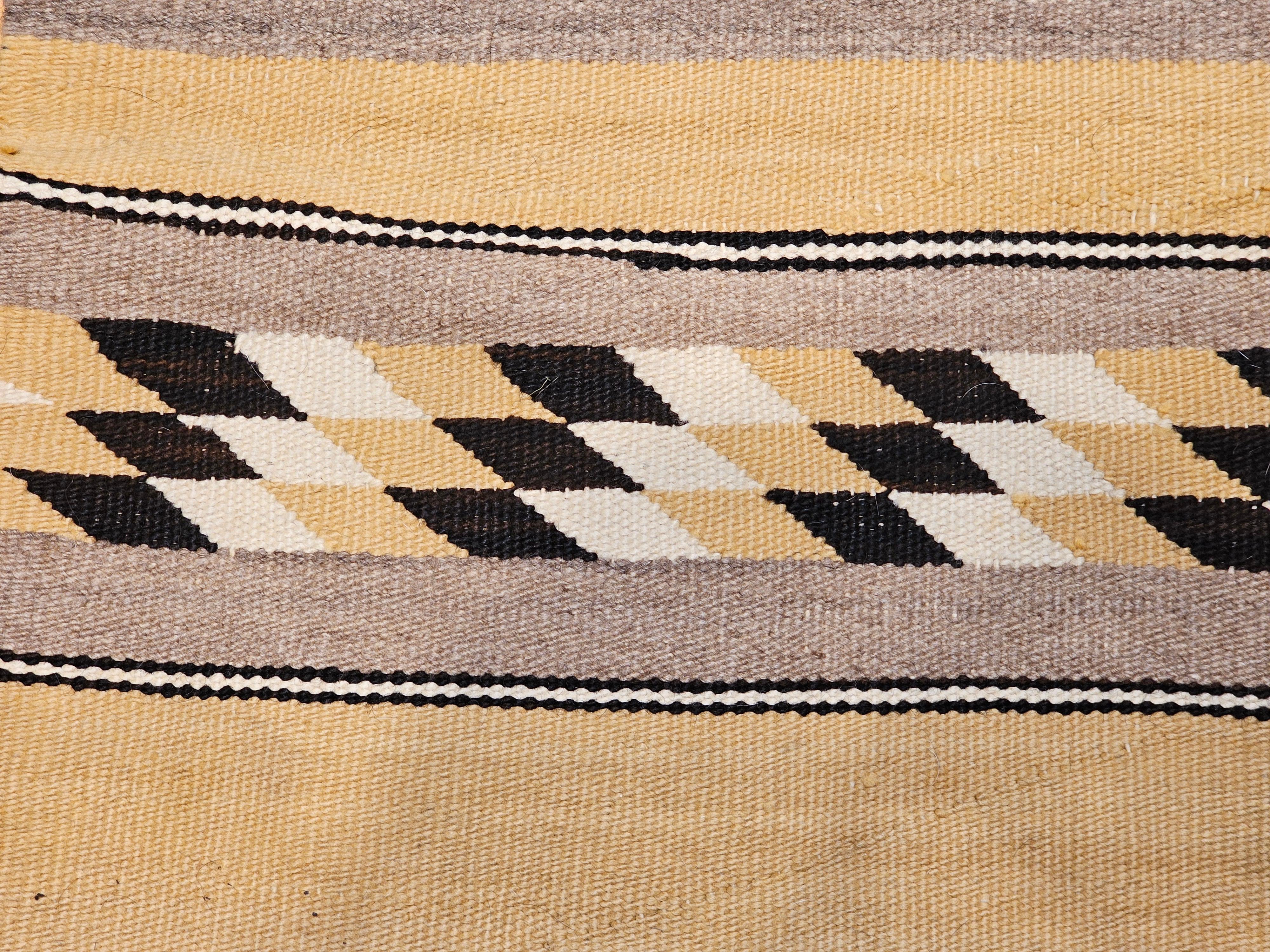 Vintage American Navajo Rug in Chinle Pattern in Cornmeal, Black, Ivory, Gray For Sale 2