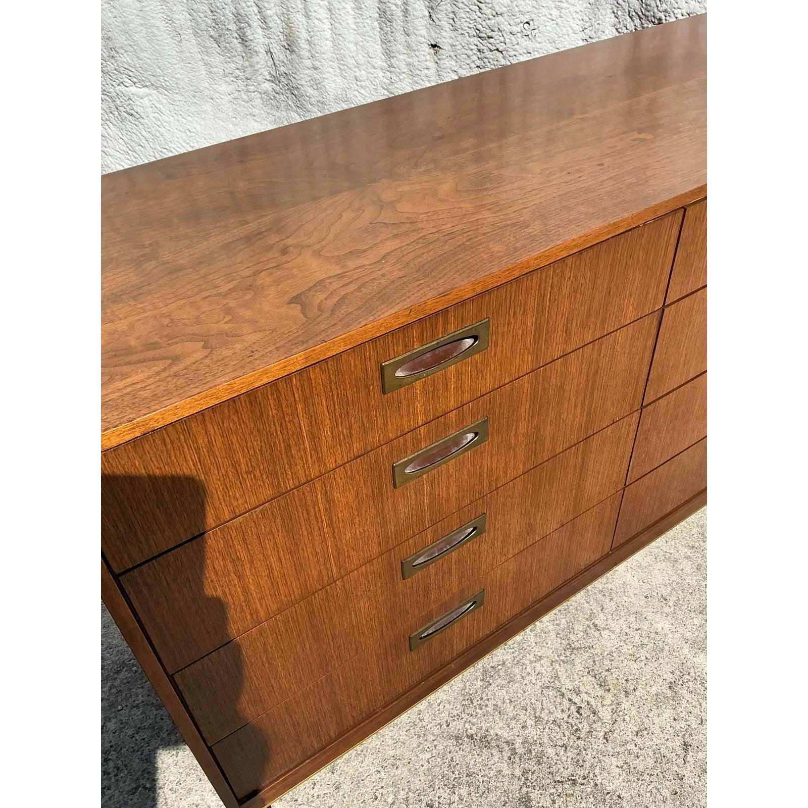 Vintage American of Martinsville 12 Drawer Dresser For Sale 4