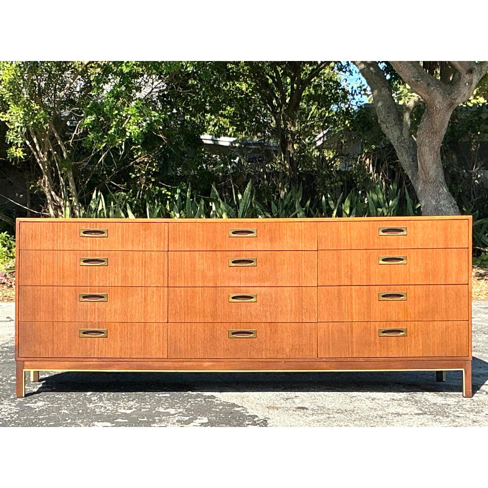 Vintage American of Martinsville 12 Drawer Dresser In Good Condition For Sale In west palm beach, FL