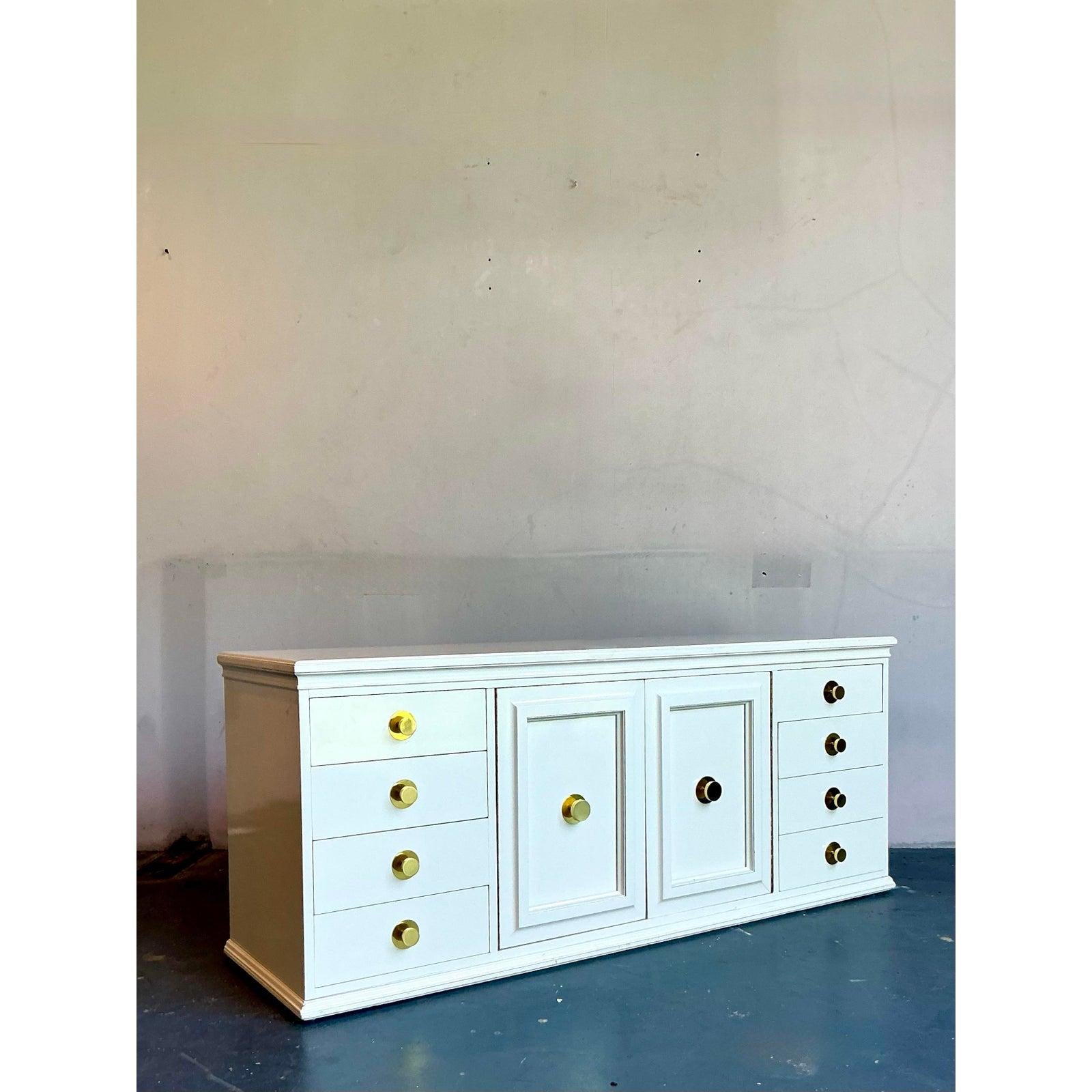 Mid-Century moderno Credenza d'epoca American of Martinsville in vendita