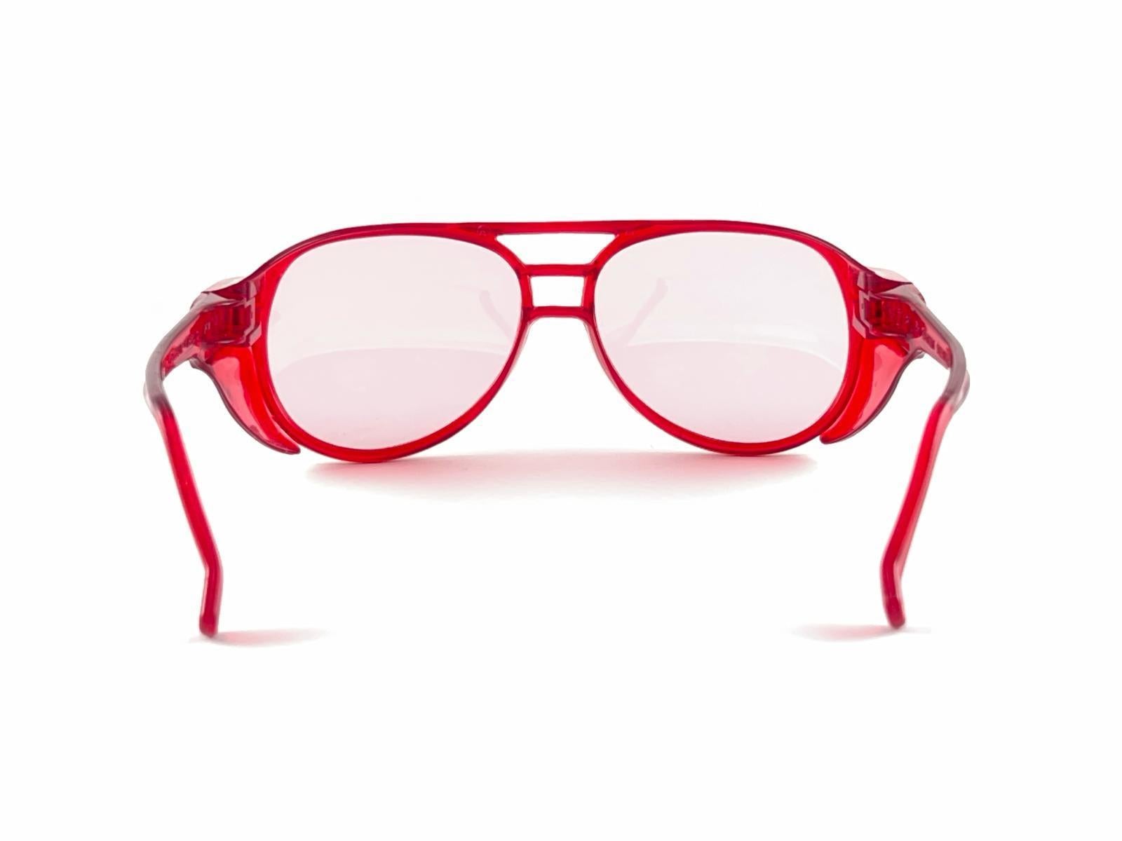Amerikanische optische Vintage-Sonnenbrille „ Aerosite“, Aviator, rot, Vintage, 80er Jahre, hergestellt in Usa im Angebot 7