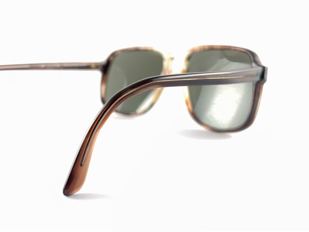 Amerikanischer optischer Windschmuck CHNTN, Vintage  Sonnenbrille Made in Usa  im Angebot 8