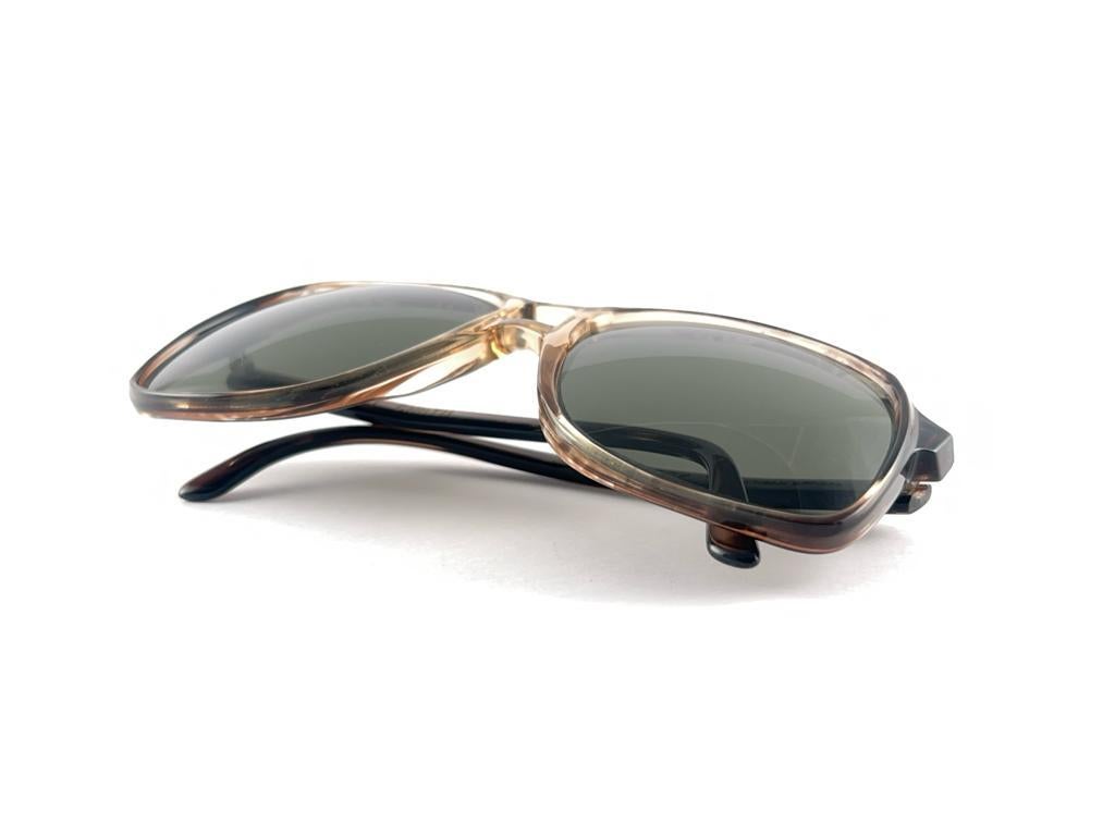 Amerikanischer optischer Windschmuck CHNTN, Vintage  Sonnenbrille Made in Usa  im Angebot 9