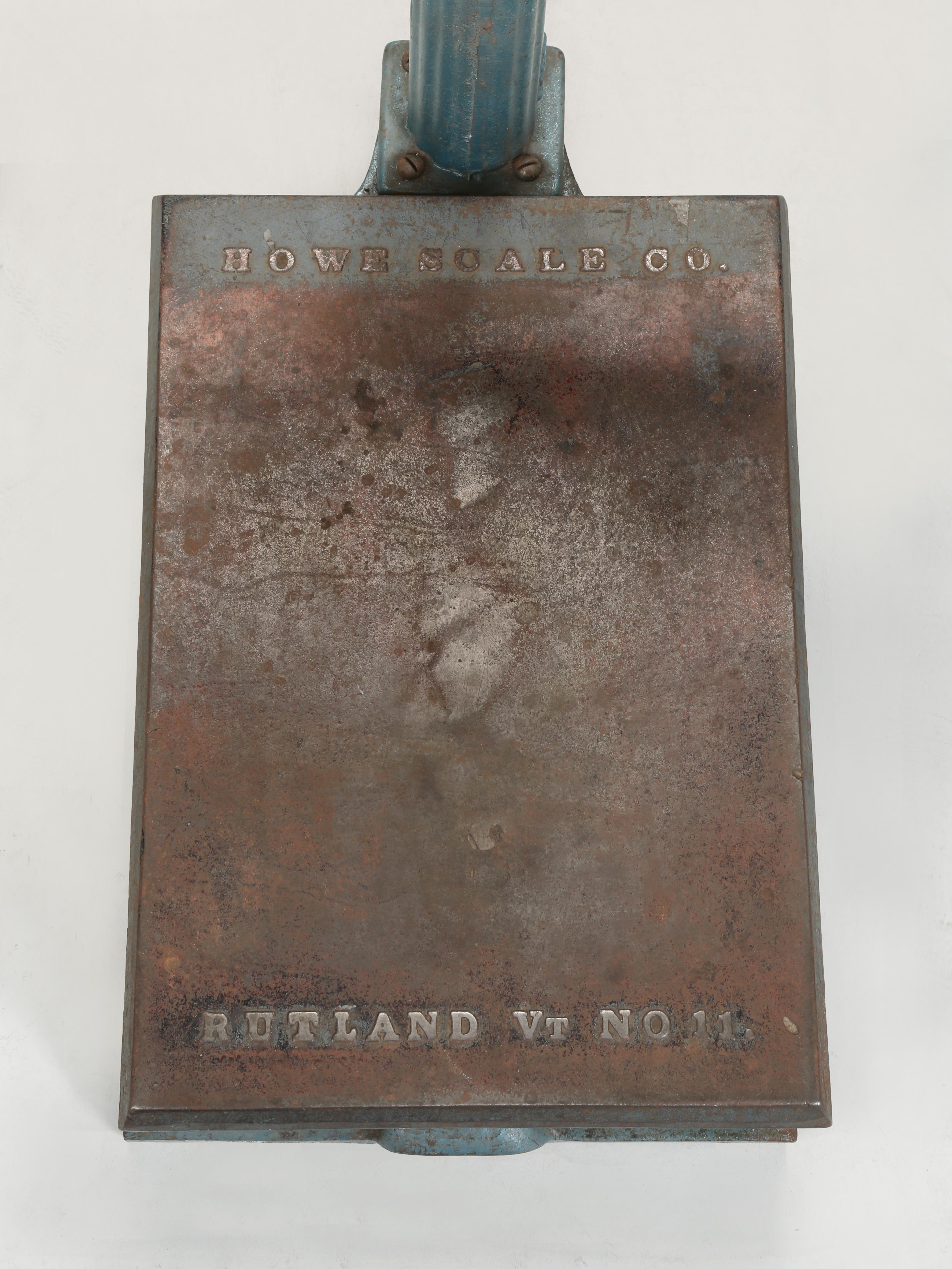 La bilancia a vernice originale americana d'epoca è un ottimo oggetto decorativo per la cucina in vendita 3