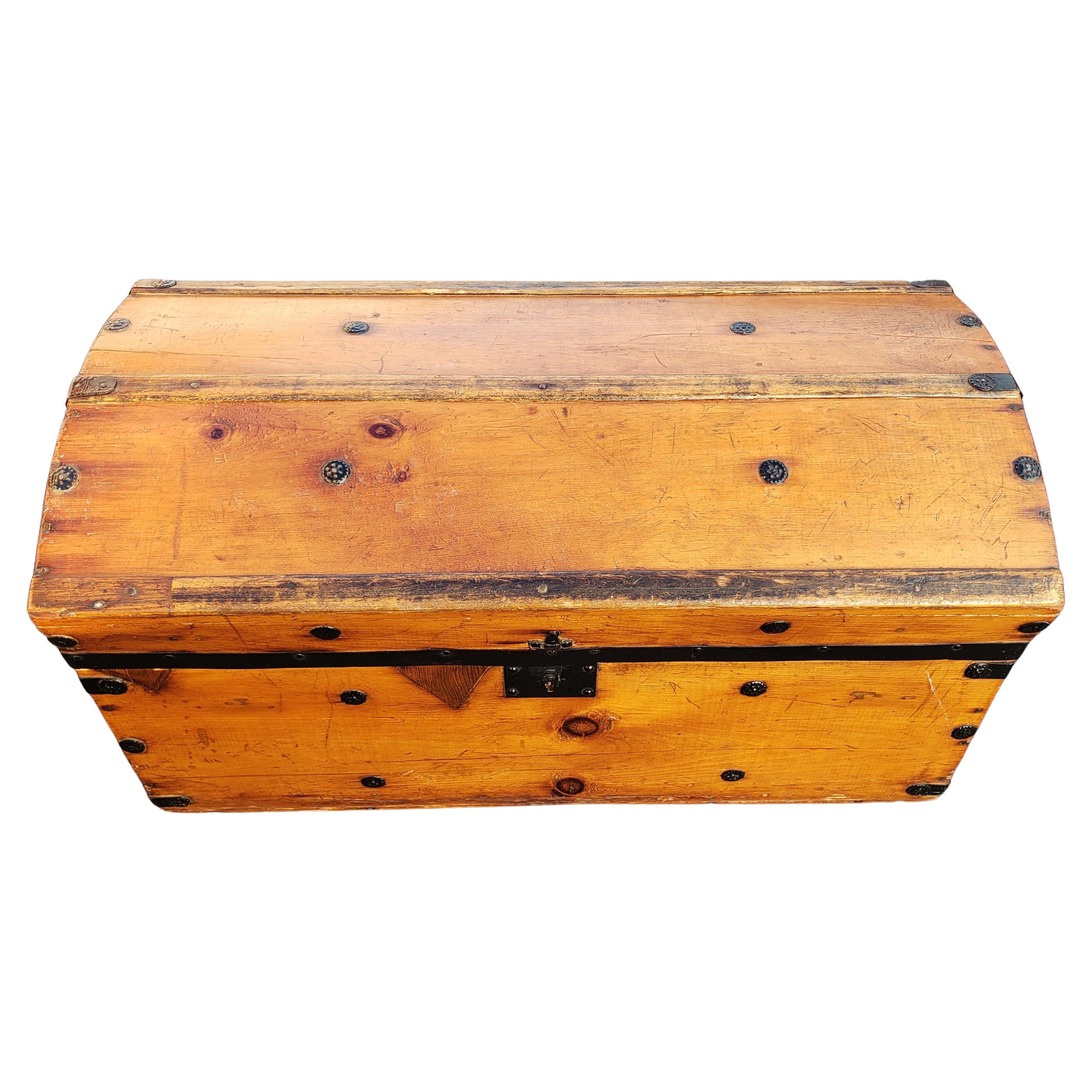 Woodwork Vintage American Pine Trunk with Solid Wooden Handles, circa 1960s For Sale