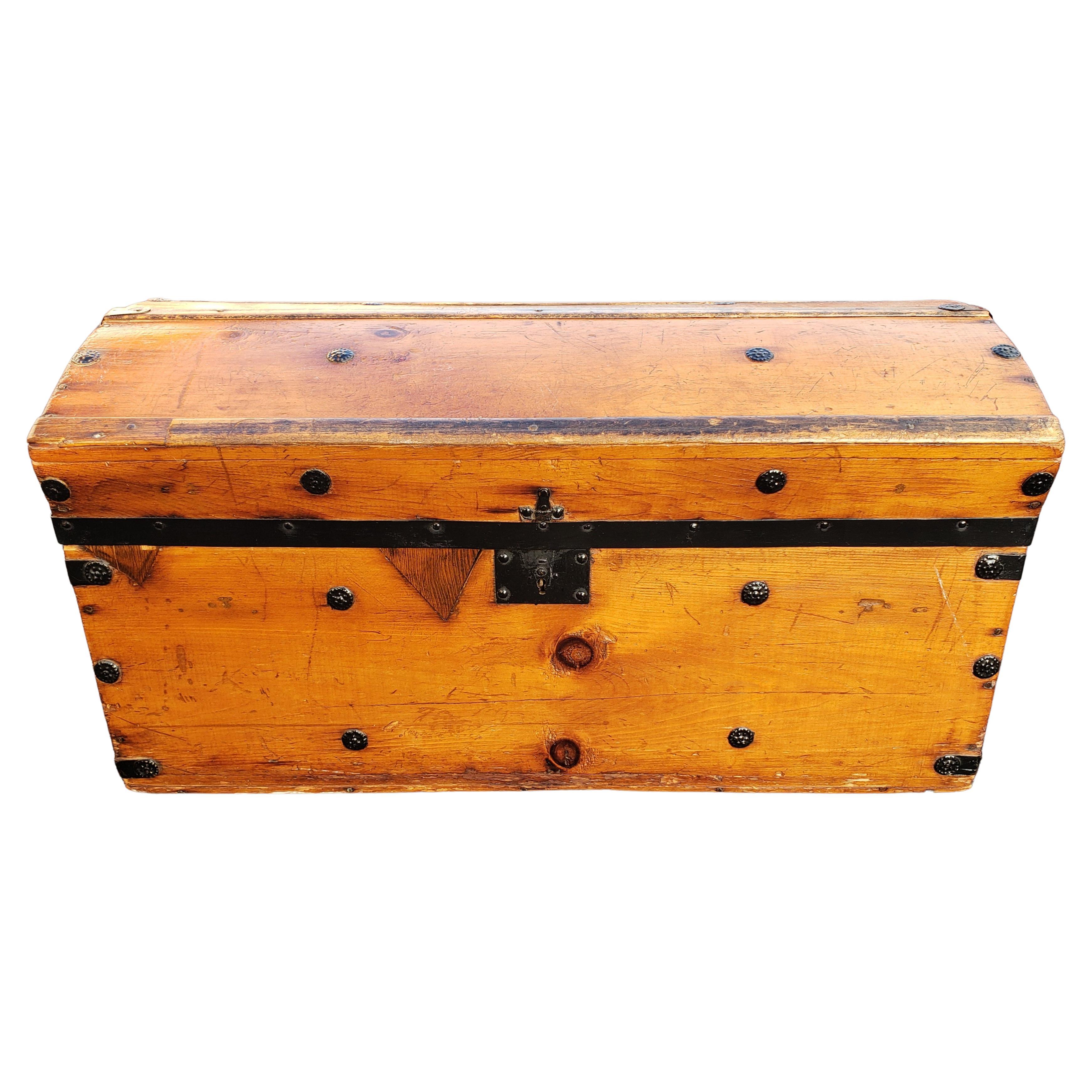 Metal Vintage American Pine Trunk with Solid Wooden Handles, circa 1960s For Sale