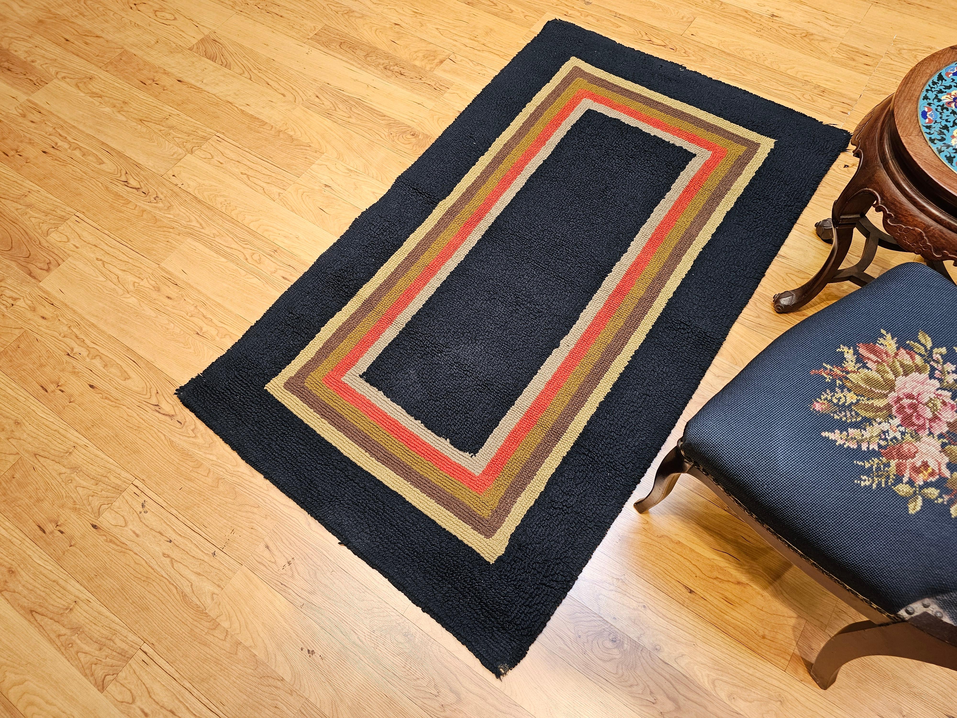 Tapis vintage American Rag Navy, Tan, Brown, Ochre, Red 1
