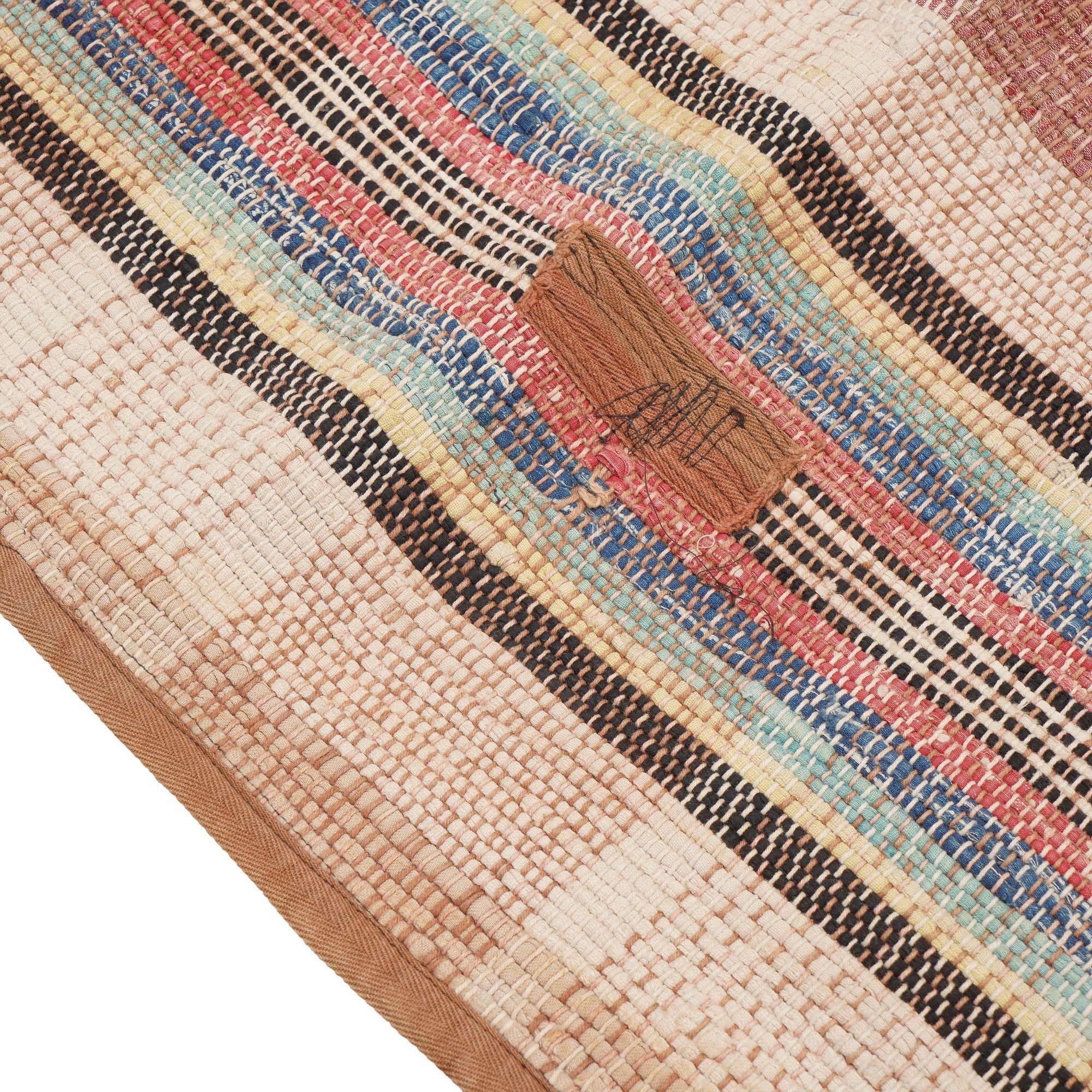 Vintage American rag rug with bound edges, c. 1850-1900 For Sale 1